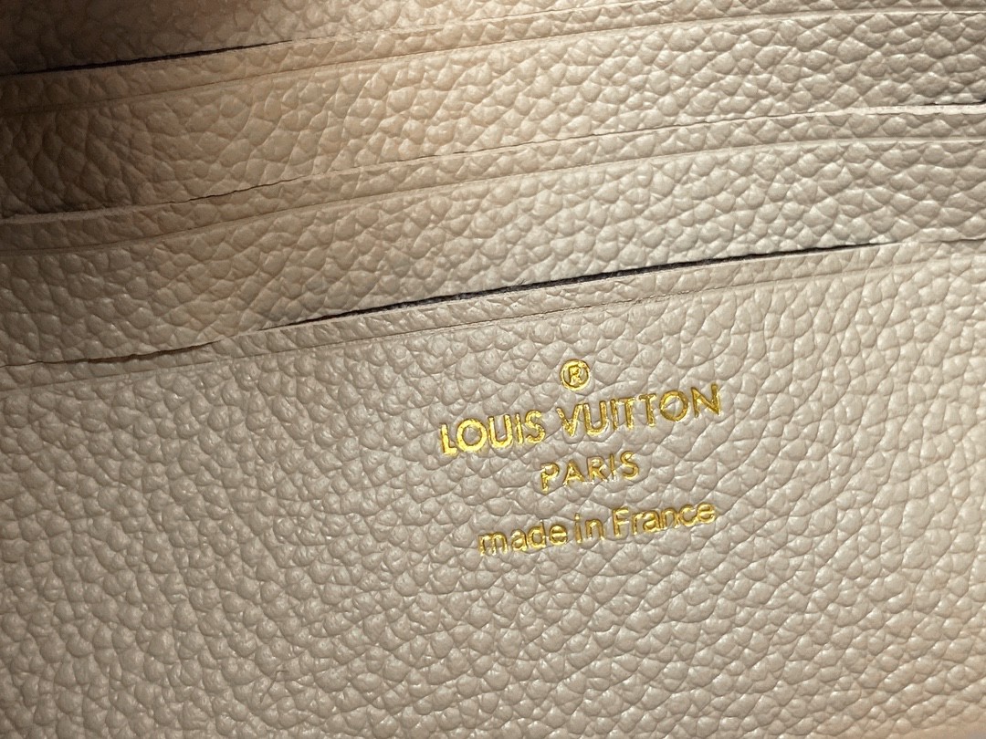 LOUIS VUITTON 路易威登 IVY 金属链条老花满印牛皮革 法棍包 腋下包 斜挎包 单肩包 手提包 米灰色 M82211