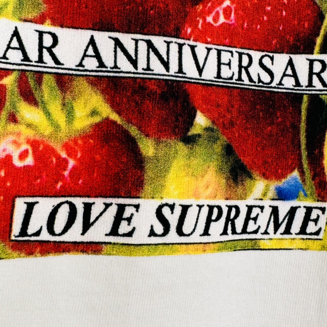 Supreme CLOT 联名款 字母草莓图案印花 圆领 短袖 T 恤 男女同款 白色 SUP-SS23-73