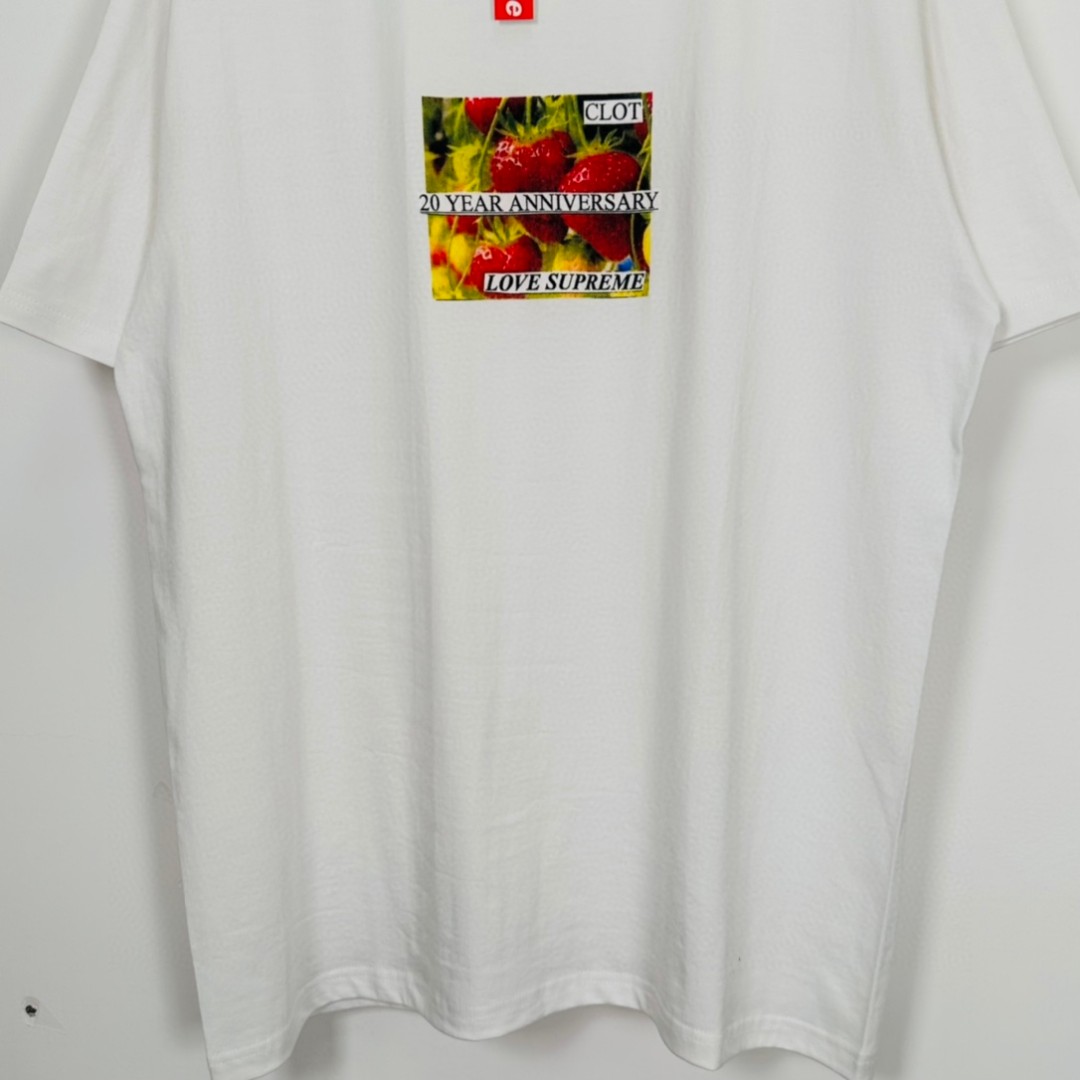 Supreme CLOT 联名款 字母草莓图案印花 圆领 短袖 T 恤 男女同款 白色 SUP-SS23-73