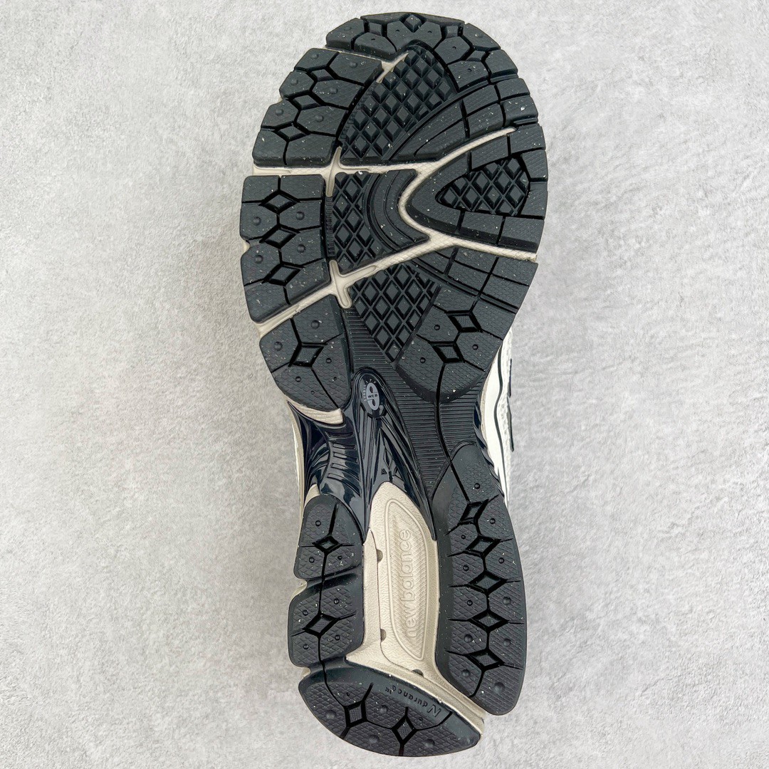 新版 New Balance NB 1906R 低筒 复古跑鞋 休闲鞋 运动鞋 男鞋 女鞋 灰白 M1906RGG