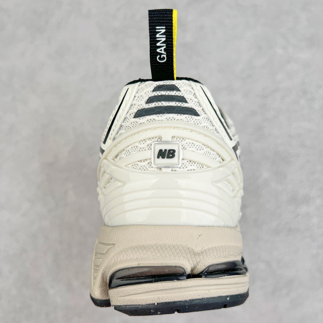 新版 New Balance NB 1906R 低筒 复古跑鞋 休闲鞋 运动鞋 男鞋 女鞋 灰白 M1906RGG