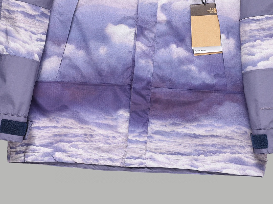 THE NORTH FACE 北面 CLOT 联名款 SS23 logo刺绣连帽防水长袖冲锋衣 夹克 外套 男女同款 苍穹青 日出堇 NF0A8736-IAN