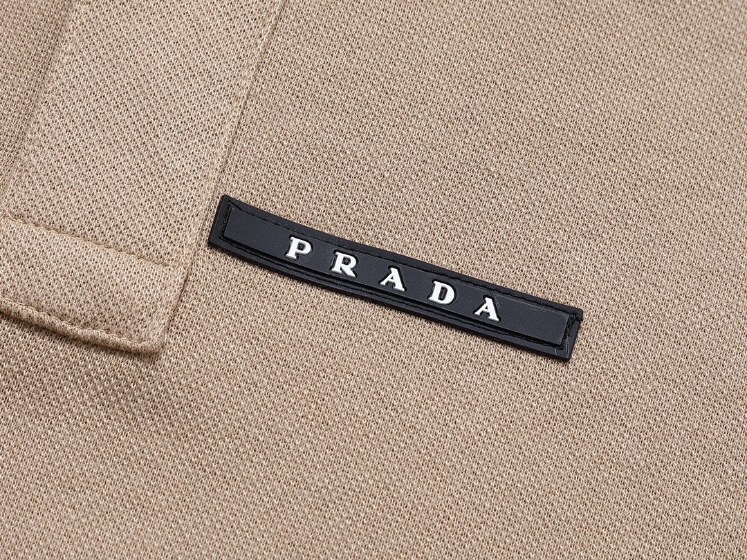 PRADA 普拉达 徽标撞色螺纹 Polo衫 长袖 休闲 男款 卡其色