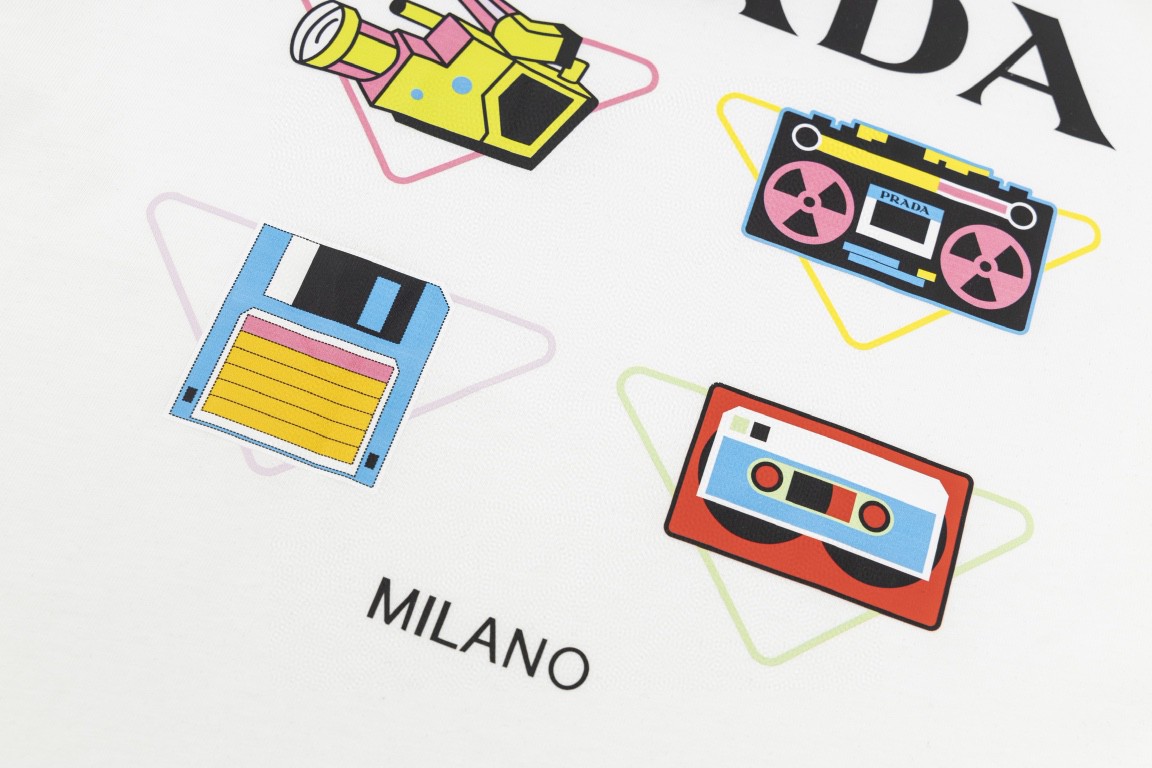 PRADA 普拉达 胸前印花图案 套头圆领 短袖 T恤 男女同款 白色 黑色 