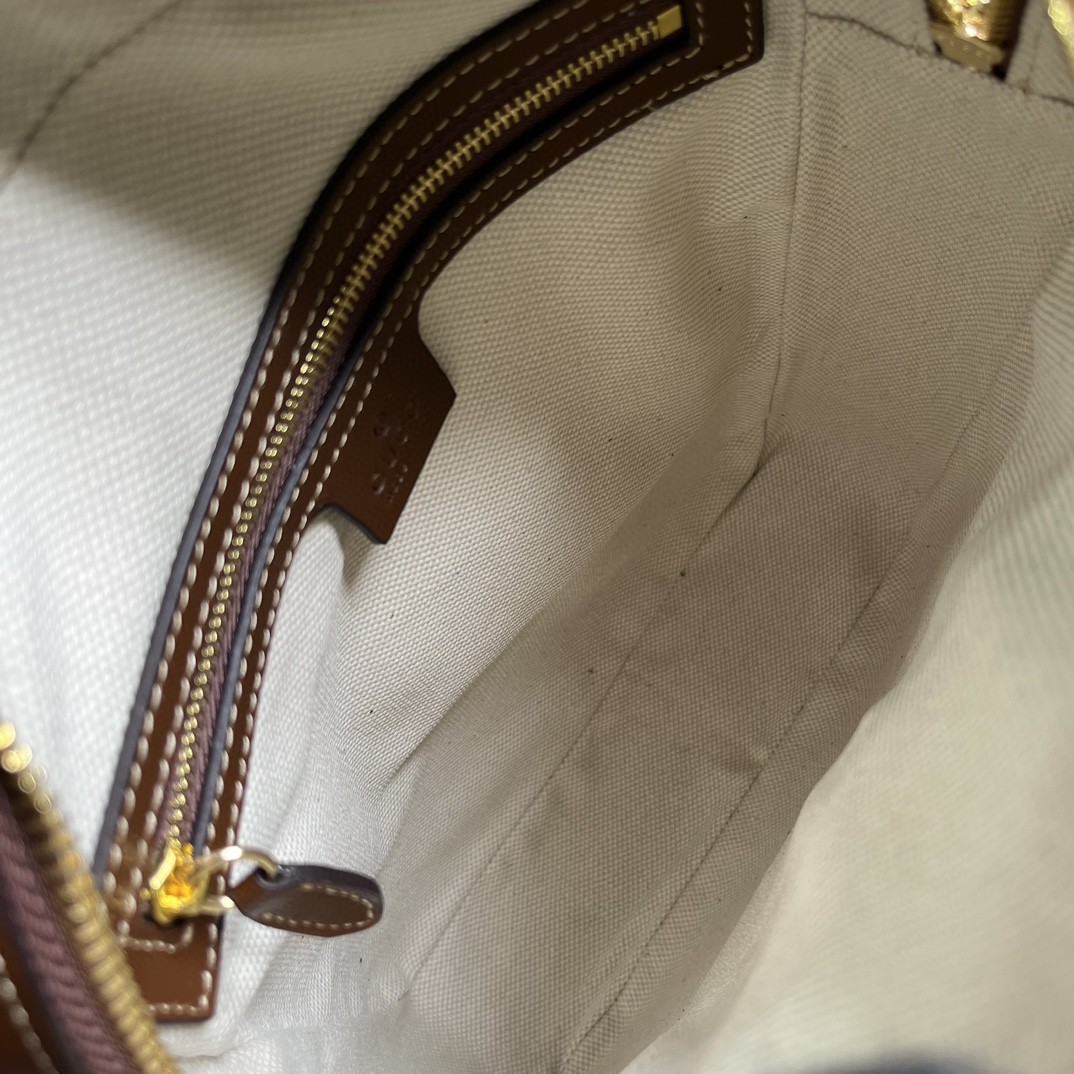 原厂皮 GUCCI 古驰 互扣式双G椭圆形标牌帆布拼皮革 邮差包 斜挎包 单肩包 棕色 696012-92THG-8563