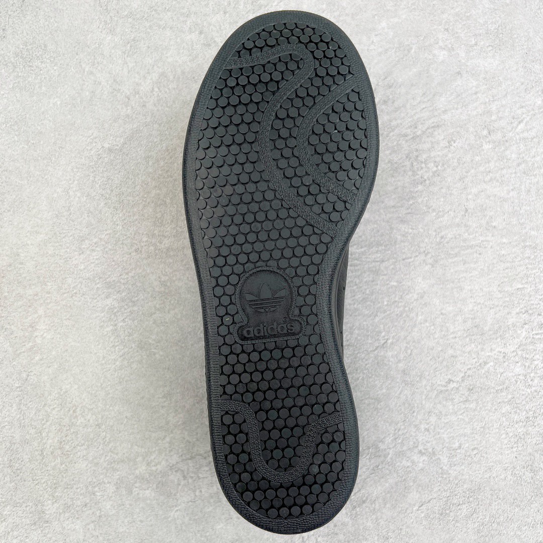 Adidas Originals Balenciaga 巴黎世家 联名款 做旧 低筒 复古板鞋 休闲鞋 脏脏鞋 男鞋 女鞋 黑白 