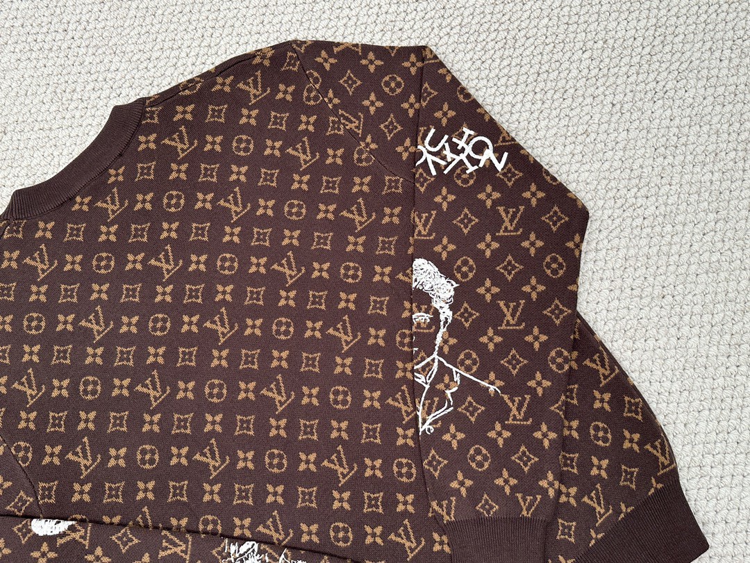 LOUIS VUITTON 路易威登 FW23 Logo字母涂鸦满印圆领休闲 针织衫 长袖 套头 男款 棕色 1ABXYW