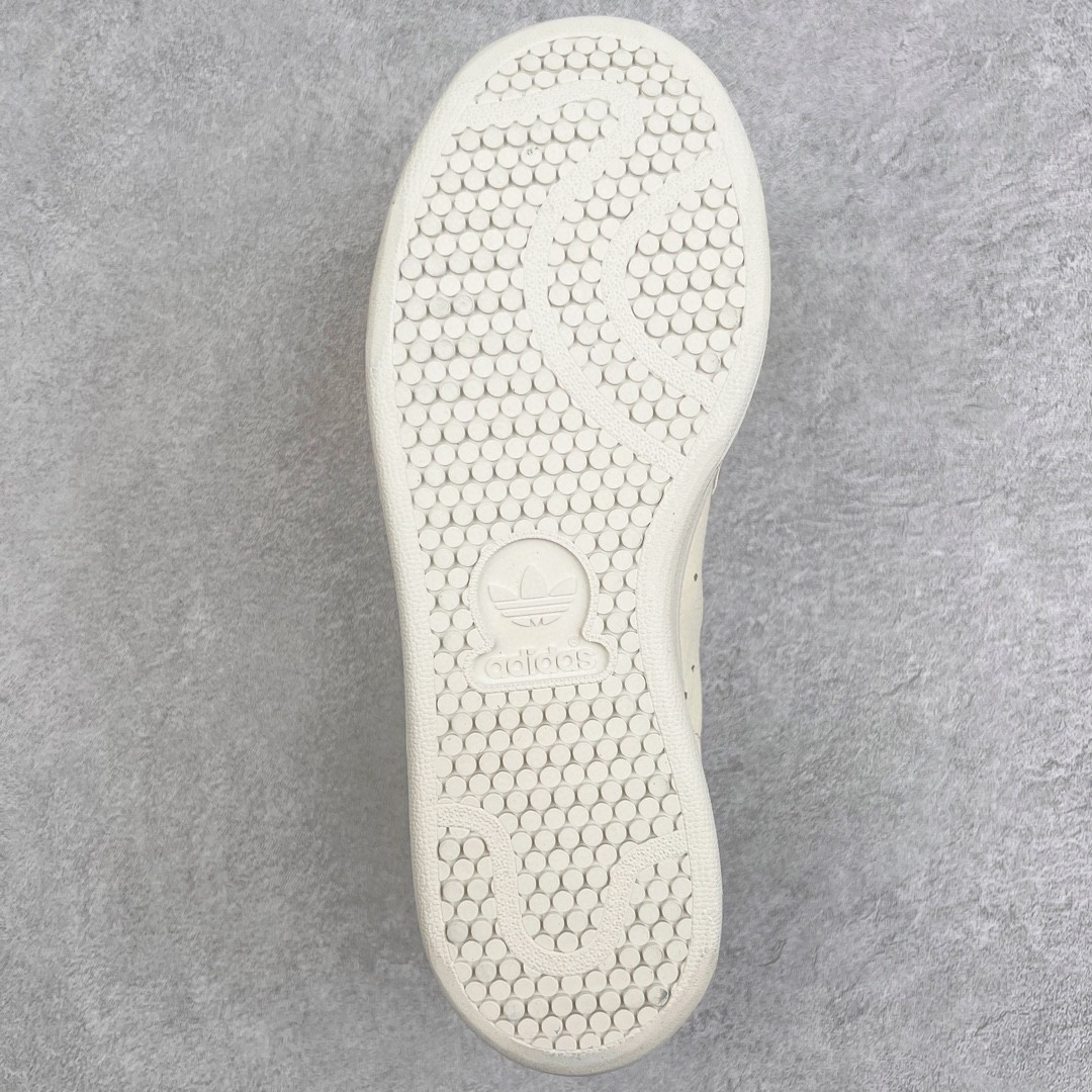 Adidas Originals Balenciaga 巴黎世家 联名款 做旧 低筒 复古板鞋 休闲鞋 脏脏鞋 男鞋 女鞋 白黑 721836WBDV49703