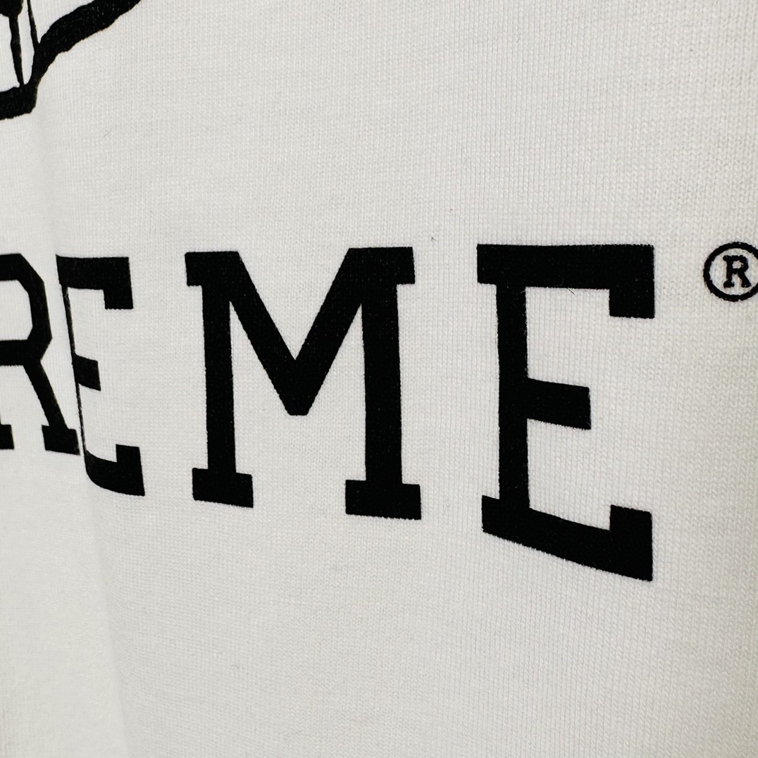 Supreme FW23 WEEK1 SKELETON TEE 纯色骷髅头字母印花圆领 短袖 T 恤 男女同款 白色 SUP-FW23-004