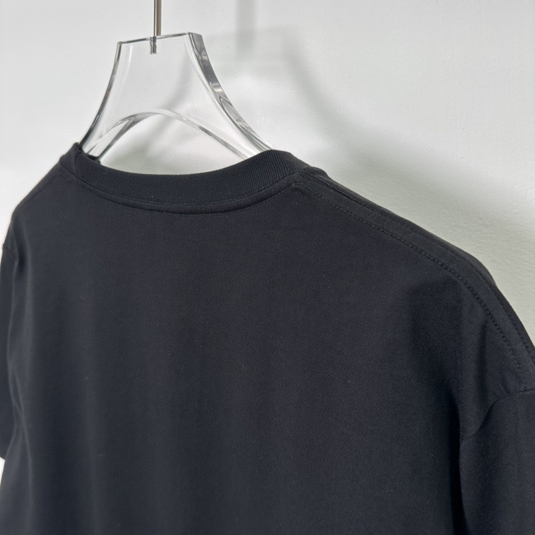 Supreme FW23 WEEK1 SKELETON TEE 纯色骷髅头字母印花圆领 短袖 T 恤 男女同款 黑色 SUP-FW23-004