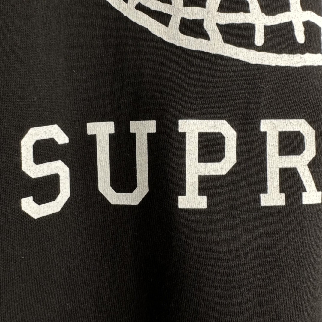 Supreme FW23 WEEK1 SKELETON TEE 纯色骷髅头字母印花圆领 短袖 T 恤 男女同款 黑色 SUP-FW23-004
