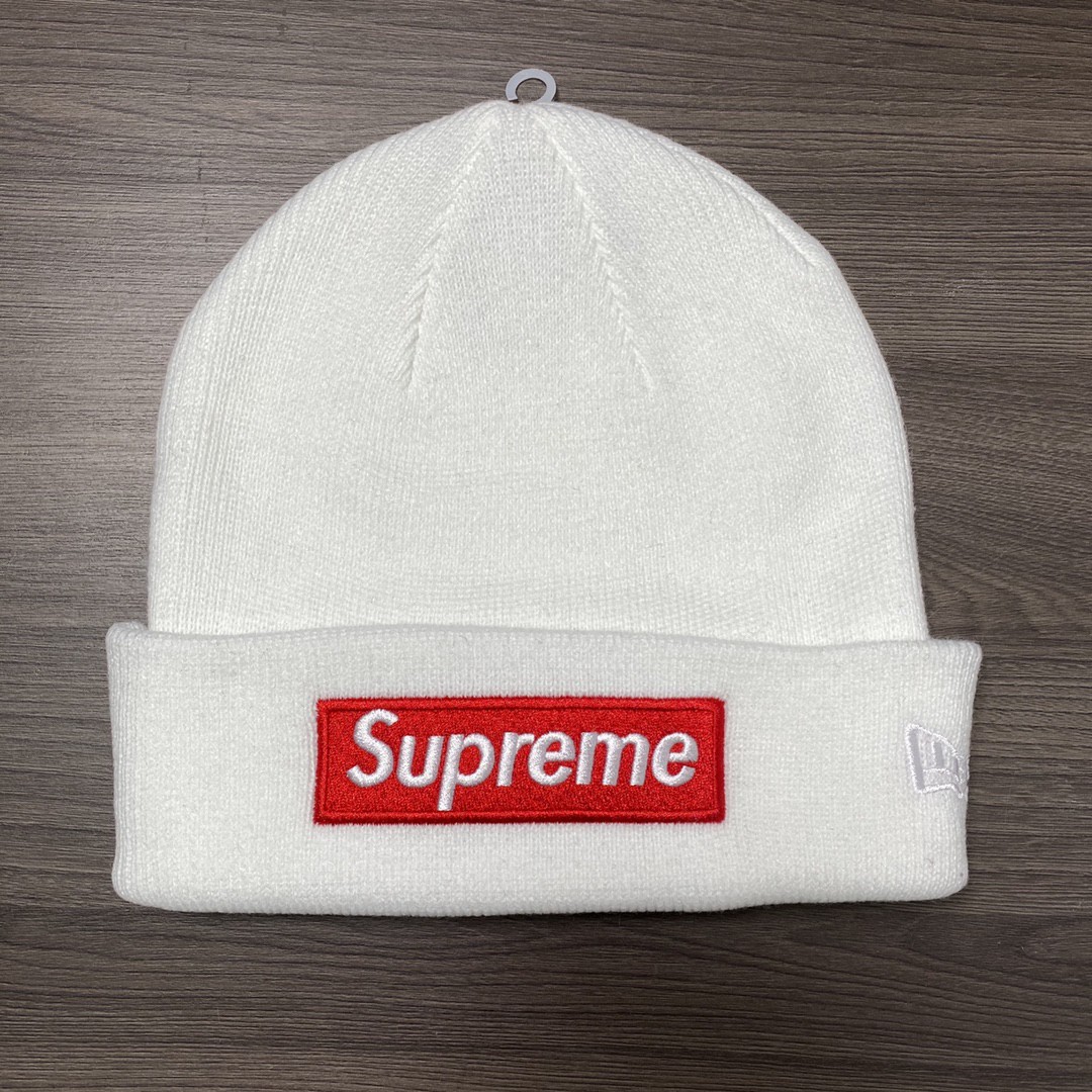 Supreme Week 16 New Era Box Logo Beanie 联名款 徽标刺绣装饰 绒线帽 冷帽 帽子 男女同款 情侣款 白色 SUP-FW21-404