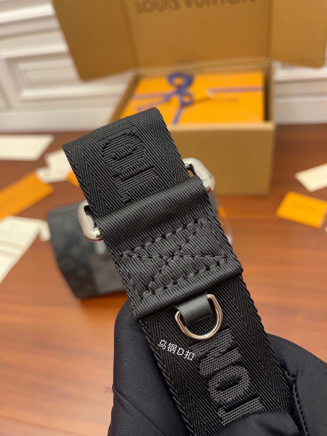 LOUIS VUITTON 路易威登 CITY KEEPALL 经典老花满印 斜挎包 单肩包 手提包 黑色 M45936