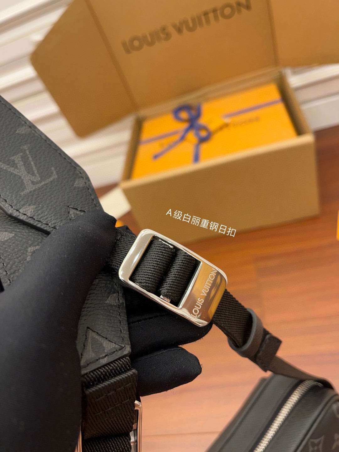 LOUIS VUITTON 路易威登 Outdoor 经典老花牛皮拼涂层帆布 邮差包 斜挎包 单肩包 手提包 黑色 M30233