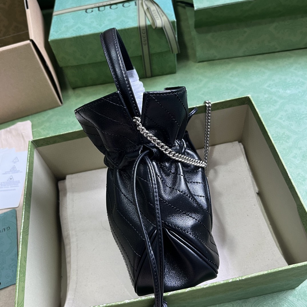 原厂皮 GUCCI 古驰 Blondie 抽绳开合流苏皮革 水桶包 斜挎包 手提包 黑色 760313-AACP7-1000