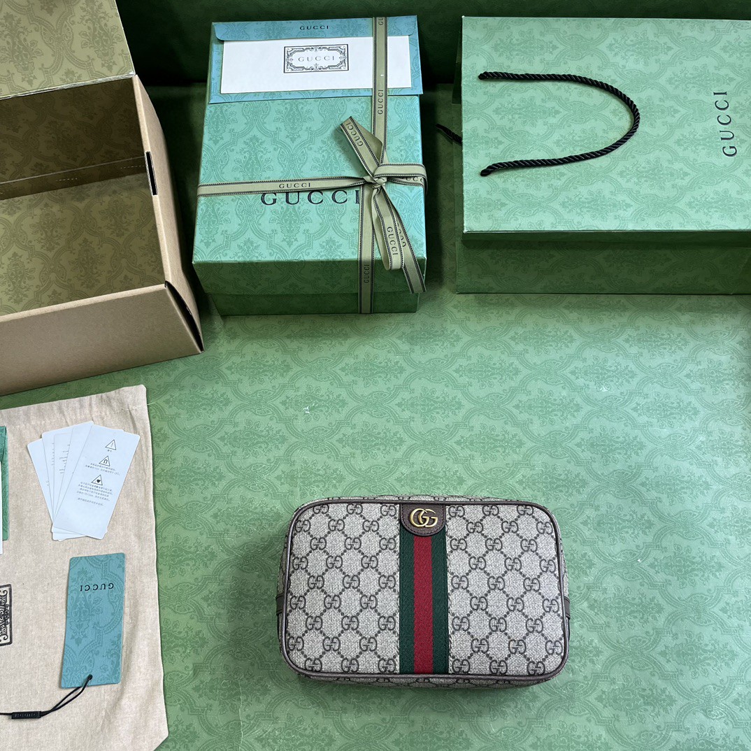 原厂皮 GUCCI 古驰 双G造型金色调配件帆布 洗漱包 手拿包 手提包 棕色 760019-96IWT-8745