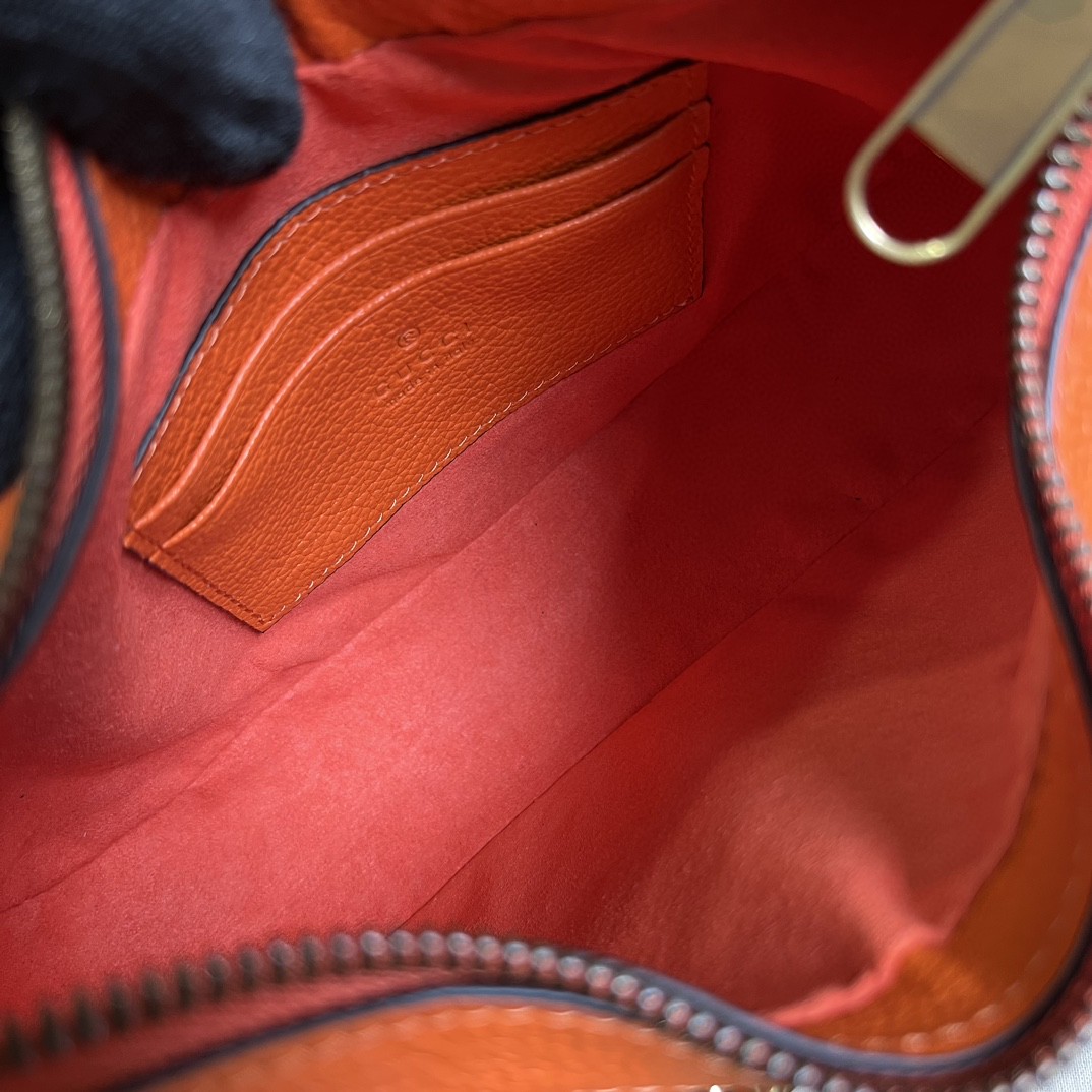 原厂皮 GUCCI 古驰 Aphrodite 金色Logo拉链开合皮革新月腋下包 单肩包 斜挎包 手提包 小号 橙色 731817-AAA9F-7519