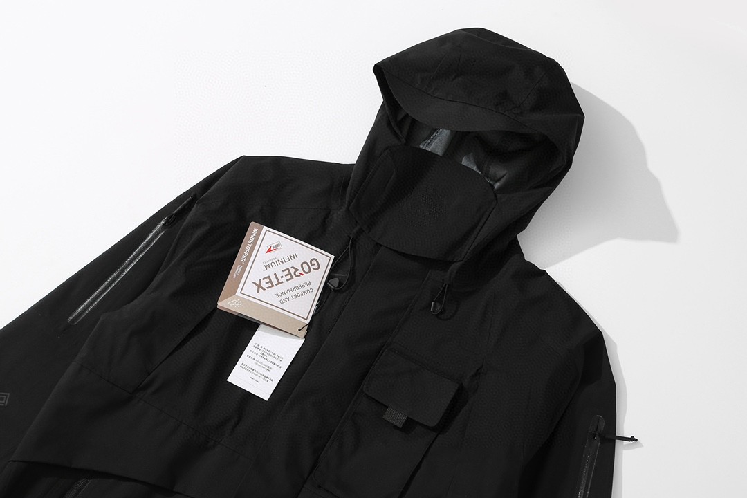 Nike Travis Scott 联名款 GORE TEX 纯色Logo多口袋 连帽夹克  冲锋衣 外套 男款 女款 黑色 DM1276-010
