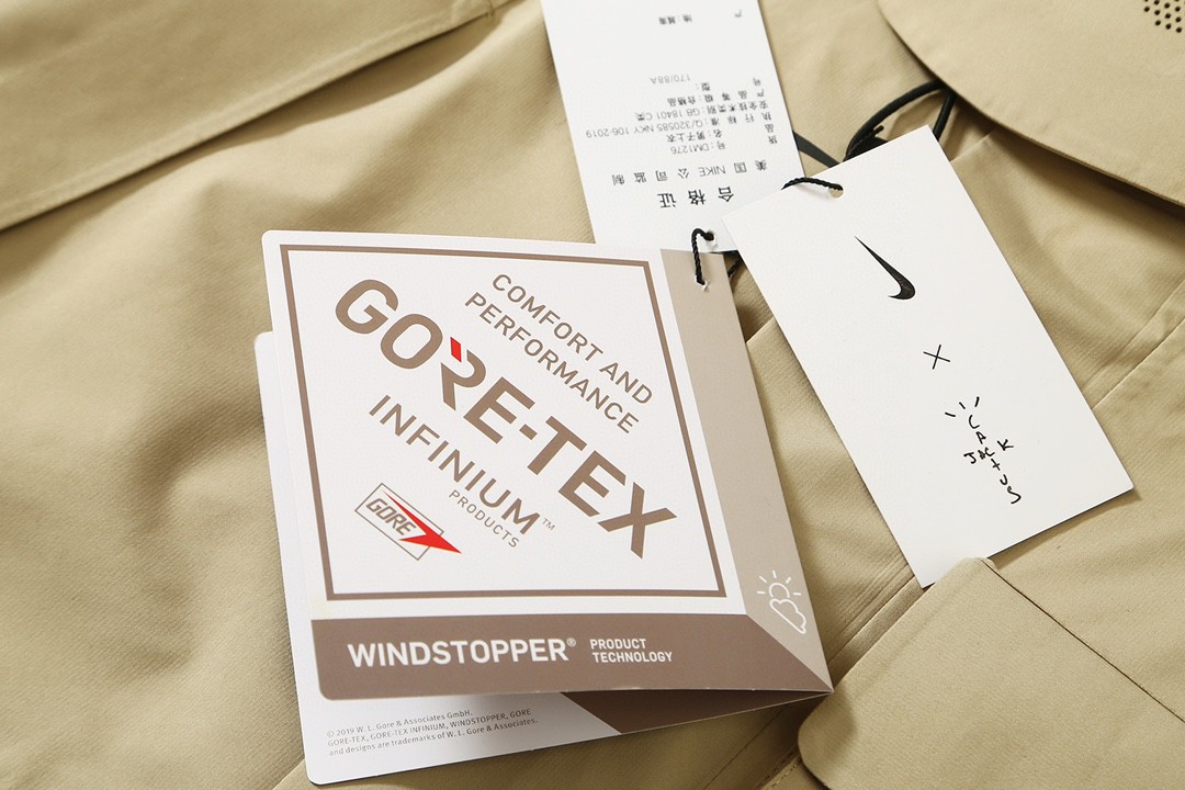 Nike Travis Scott 联名款 GORE TEX 纯色Logo多口袋 连帽夹克  冲锋衣 外套 男款 女款 米色 DM1276-250