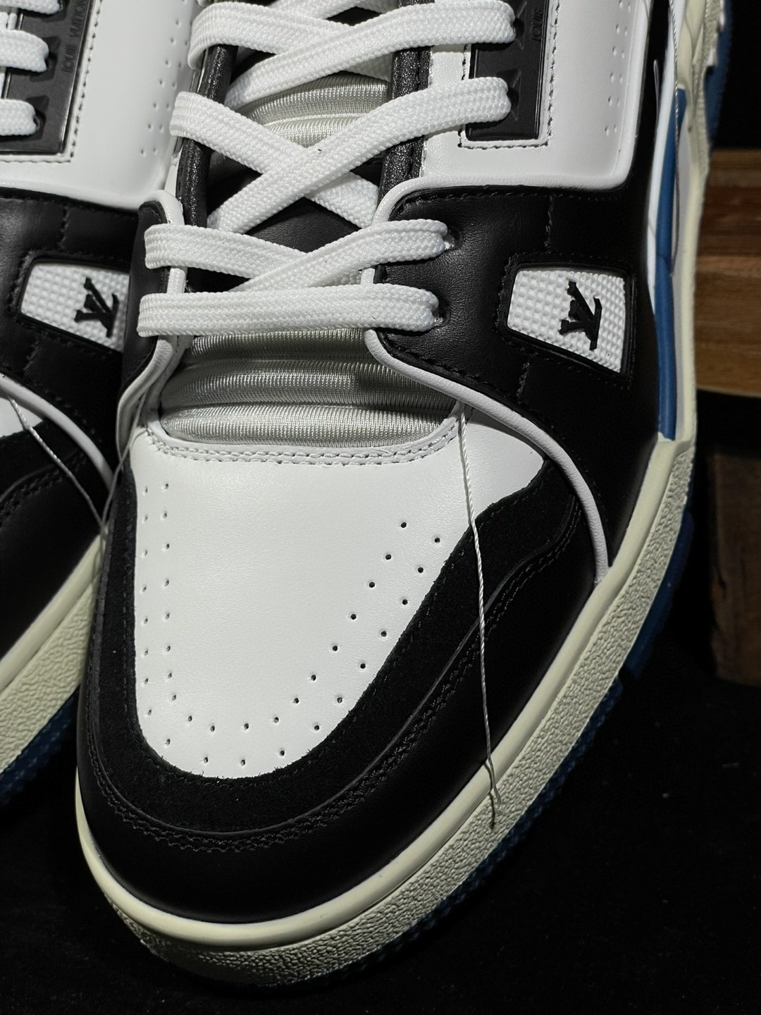 Louis Vuitton 路易威登 Trainer 蓝黑 低筒 休闲鞋 板鞋 运动鞋 男鞋 女鞋 1A8Q7L