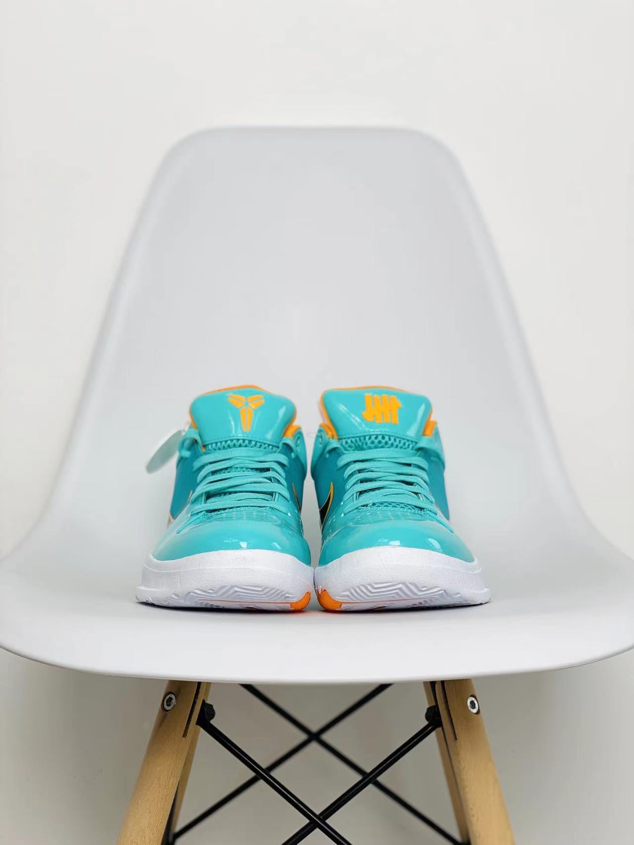 滅世純原 KOBE4  Undefeated Spurs  科比 4 蓝色 湖水绿 低筒 篮球鞋 实战鞋 球鞋 男鞋 订制