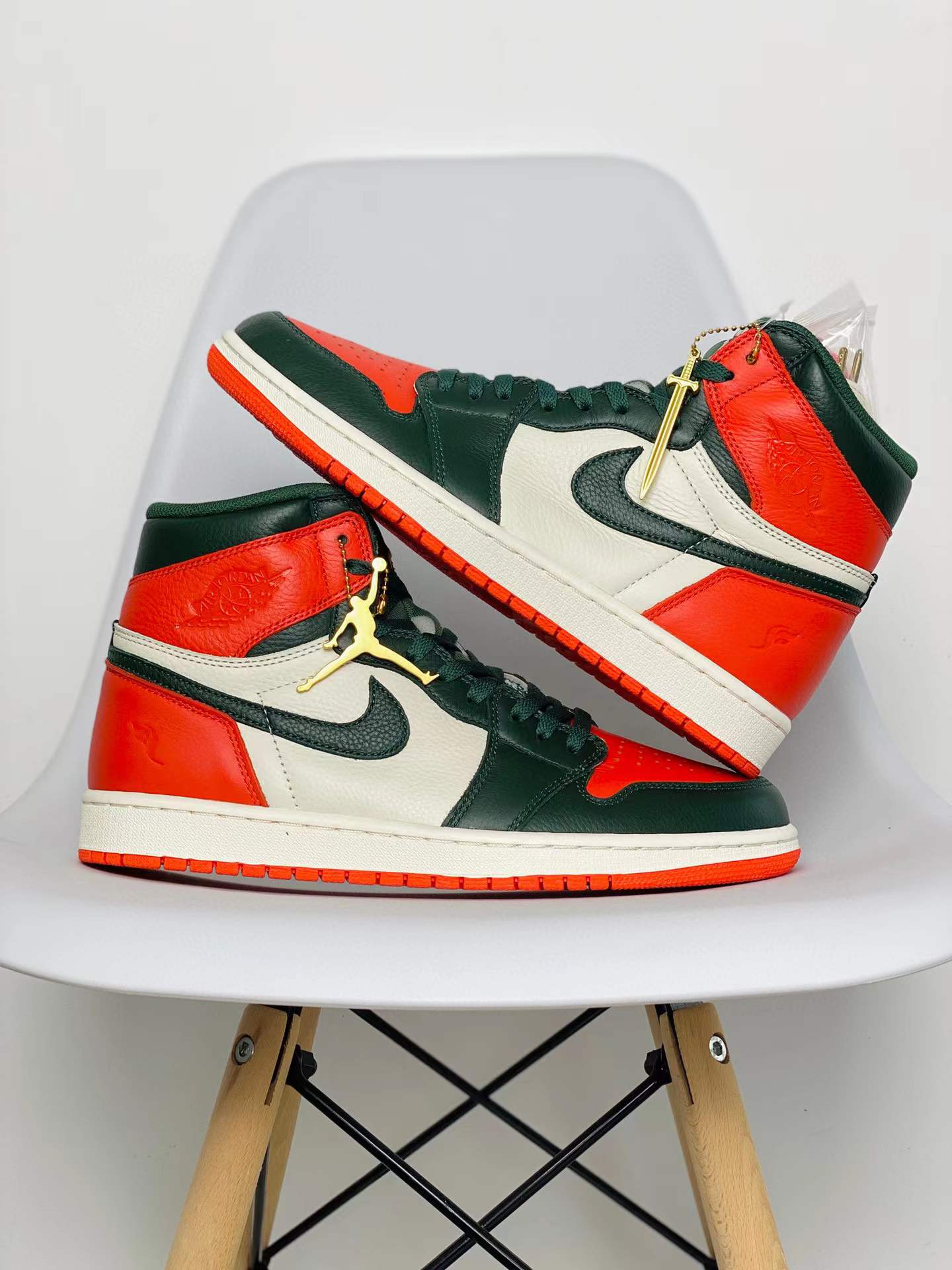 SoleFly Air Jordan 1 AJ1 Retro  OG 扣碎 橙色 篮球鞋 高筒 休闲鞋 男鞋 板鞋 AV3905-138