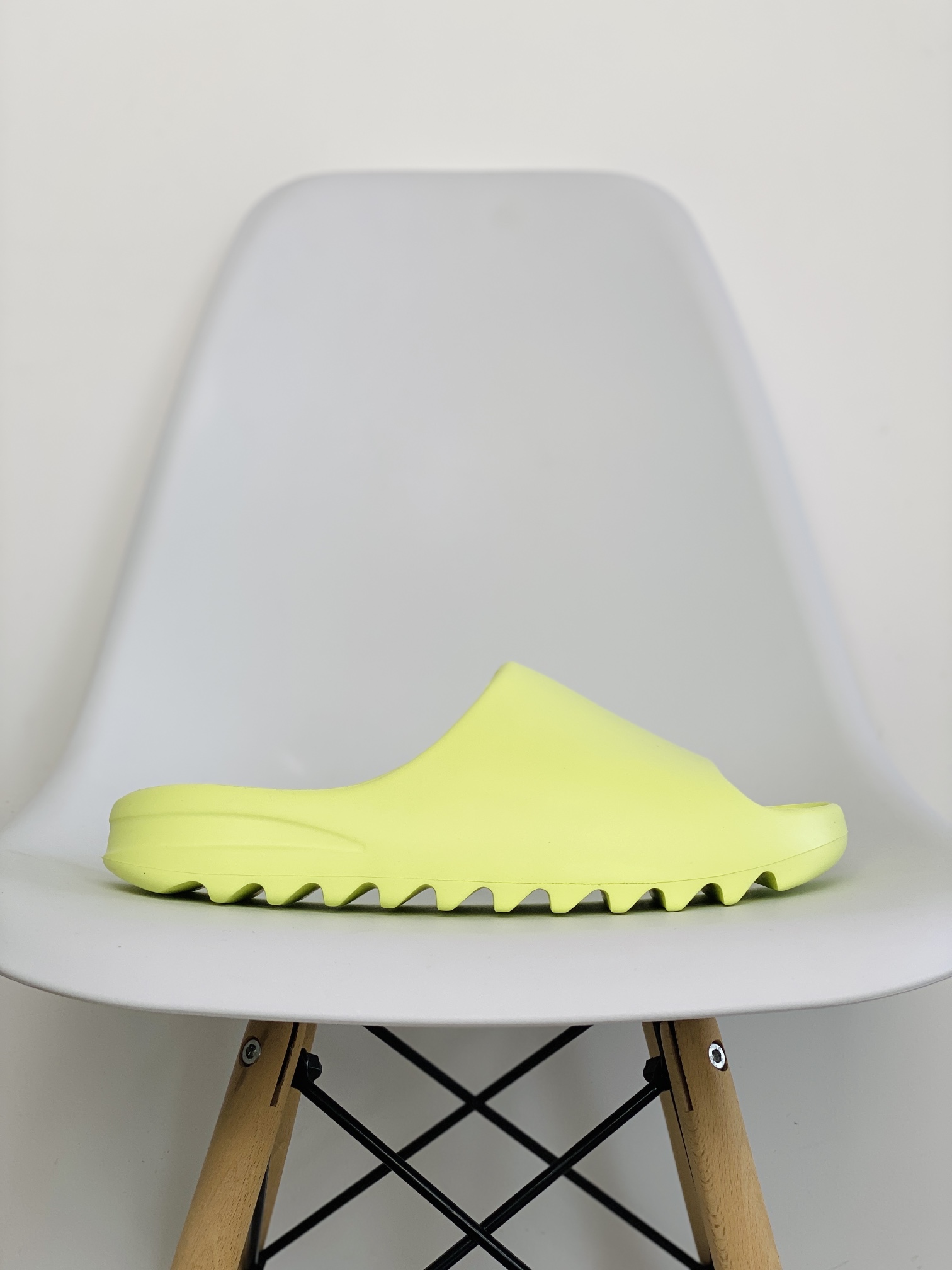 originals Yeezy Slide Glow Green 荧光绿 室外 室内拖鞋 沙滩鞋 男鞋 女鞋 GX6138