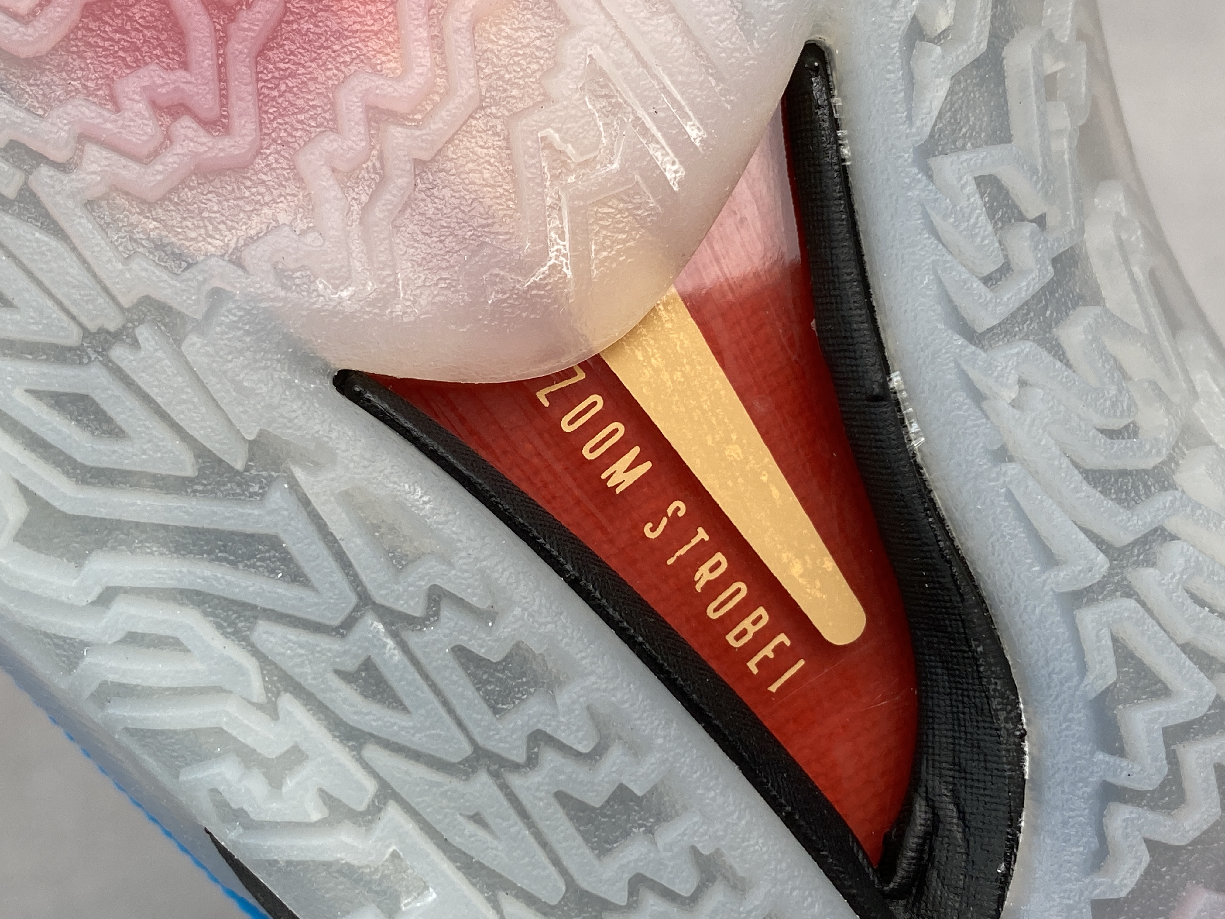 外贸 GT Cut 五彩 低筒 篮球鞋 球鞋 实战鞋 全掌气垫 TPU抗扭 男鞋 CZ0176-101