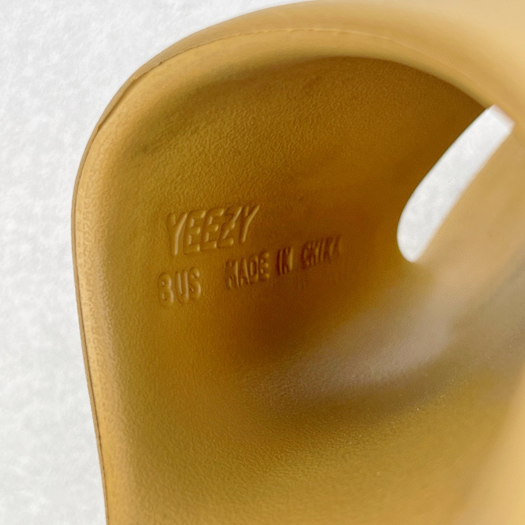 originals Yeezy Slide Ochre 军褐色 室外 室内拖鞋 沙滩鞋 男鞋 女鞋 GW1931
