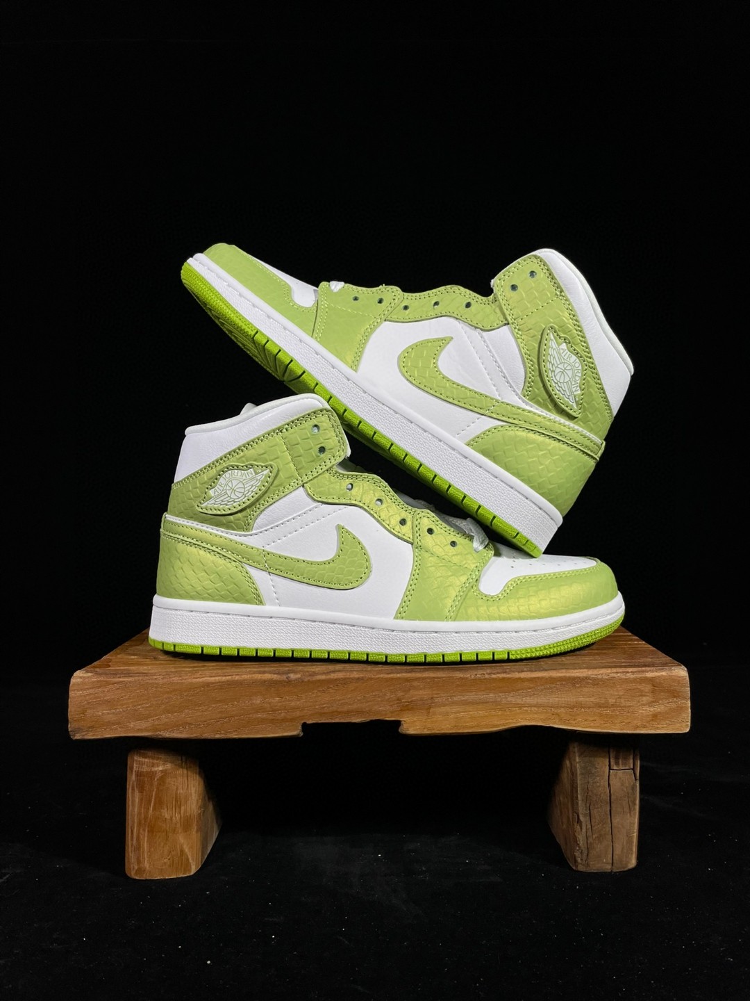 Air Jordan 1 Mid AJ1 SE V2 Green Python 蛇纹 白绿  篮球鞋 运动鞋 休闲鞋 男鞋 女鞋 DV2959-113