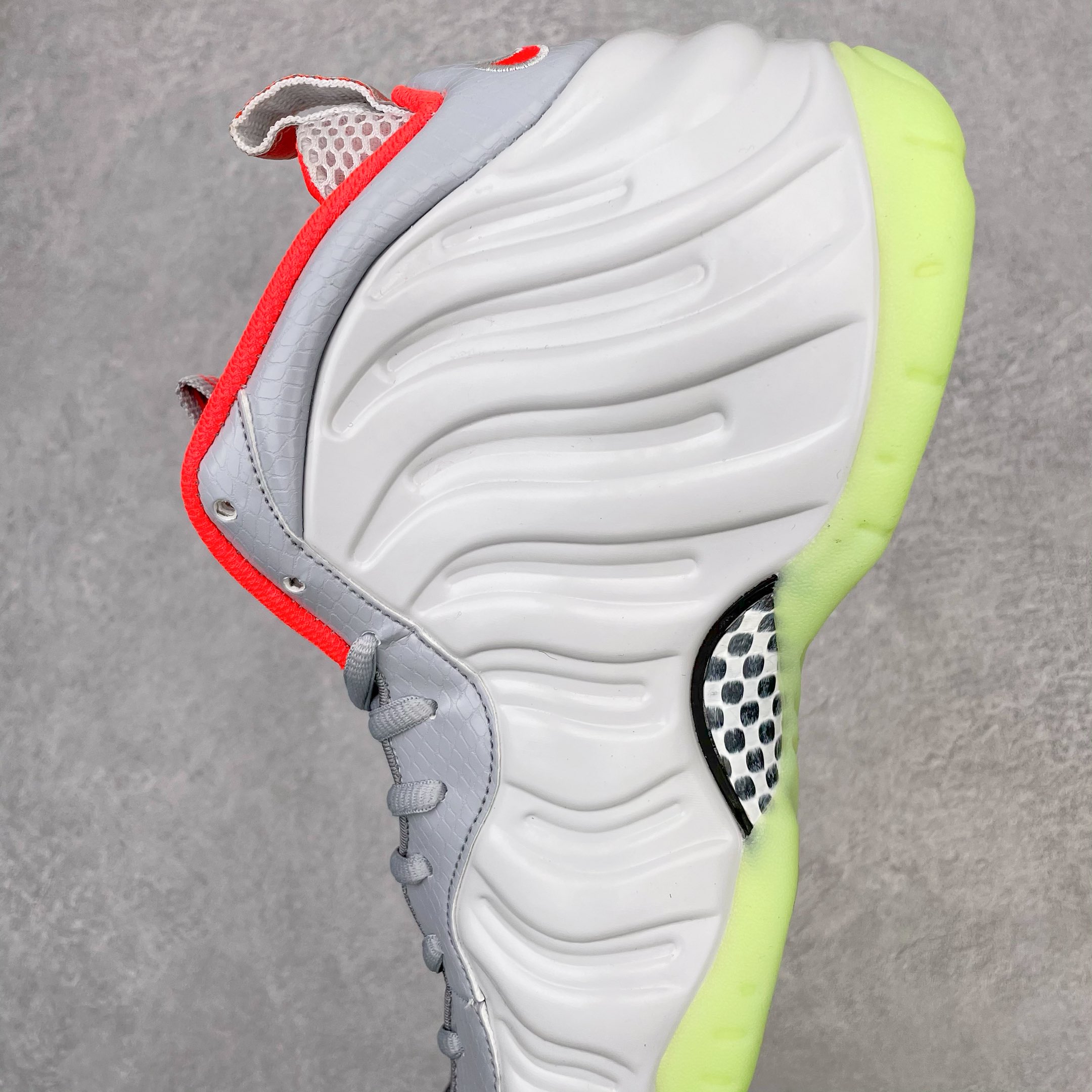 NIKE Air Foamposite One Pro Pure Platinum 白椰子 喷泡 篮球鞋 男鞋 碳板 616750-003