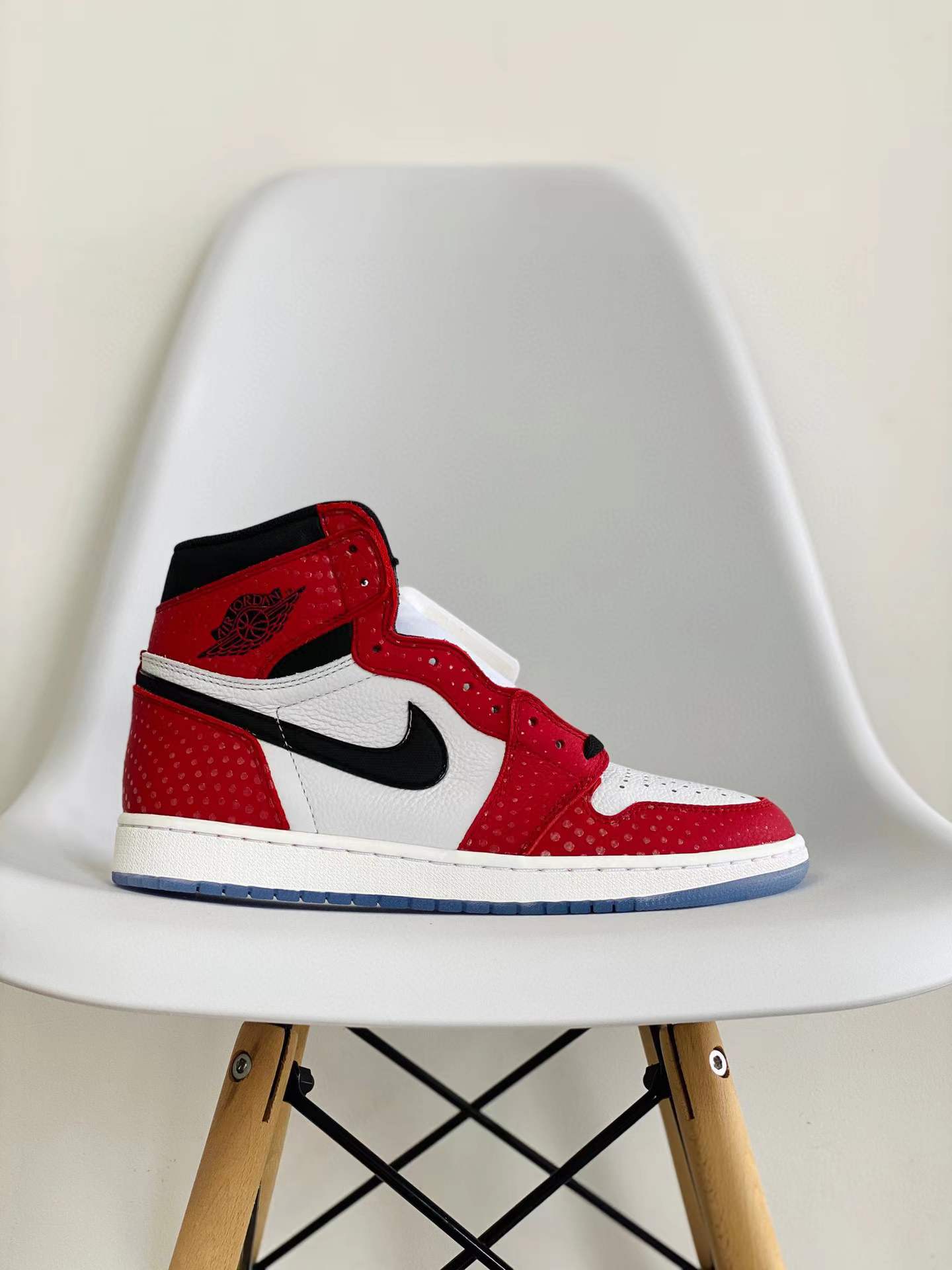 Air Jordan 1 AJ1 Retro Origin Story 蜘蛛俠 芝加哥 篮球鞋 高筒 休闲鞋 男鞋 板鞋  555088-602