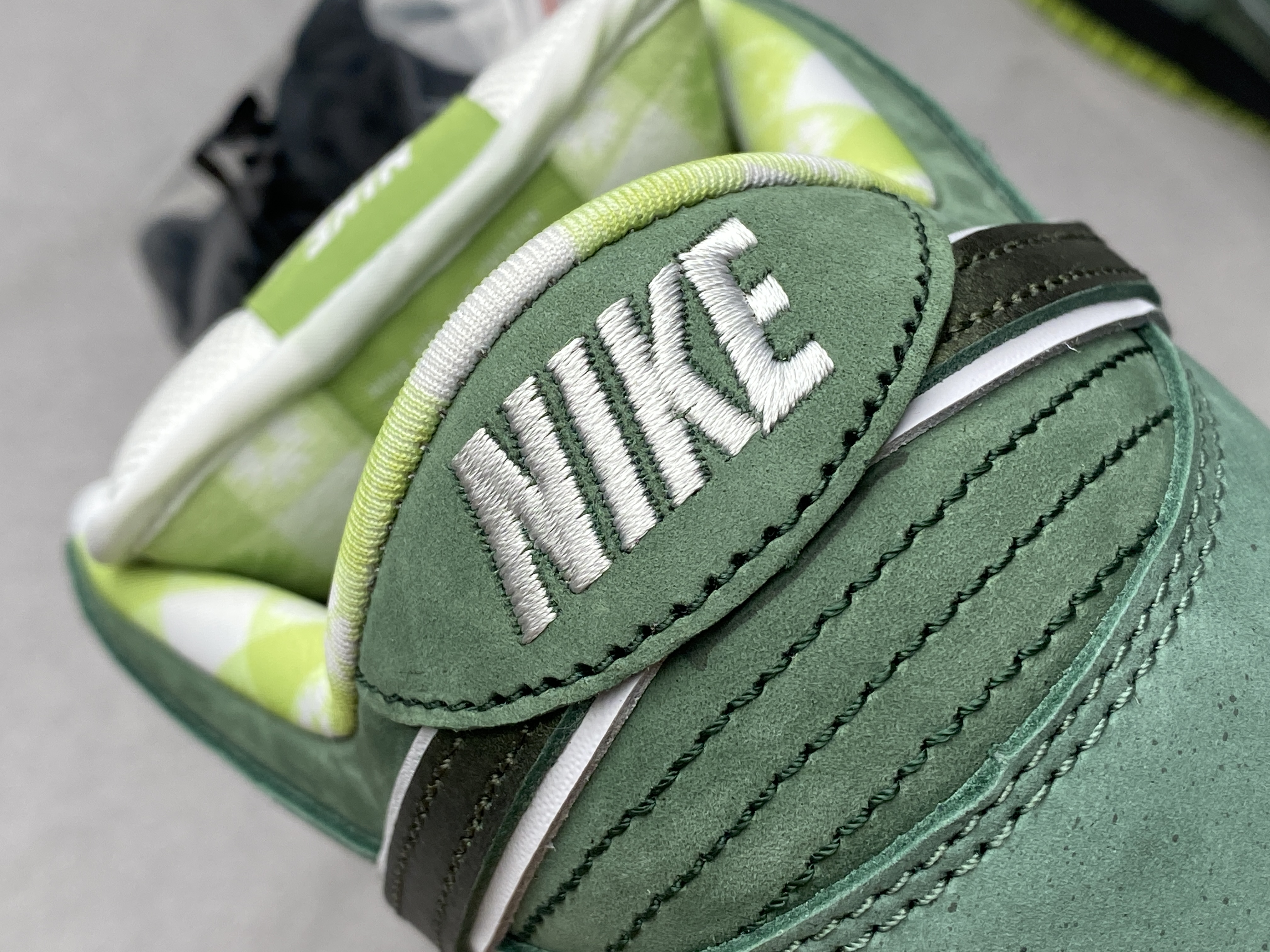 Concepts x SB Dunk Low ‘’Green Lobster" 绿龙虾 低筒 复古板鞋 休闲鞋 男鞋 女鞋 BV1310-337