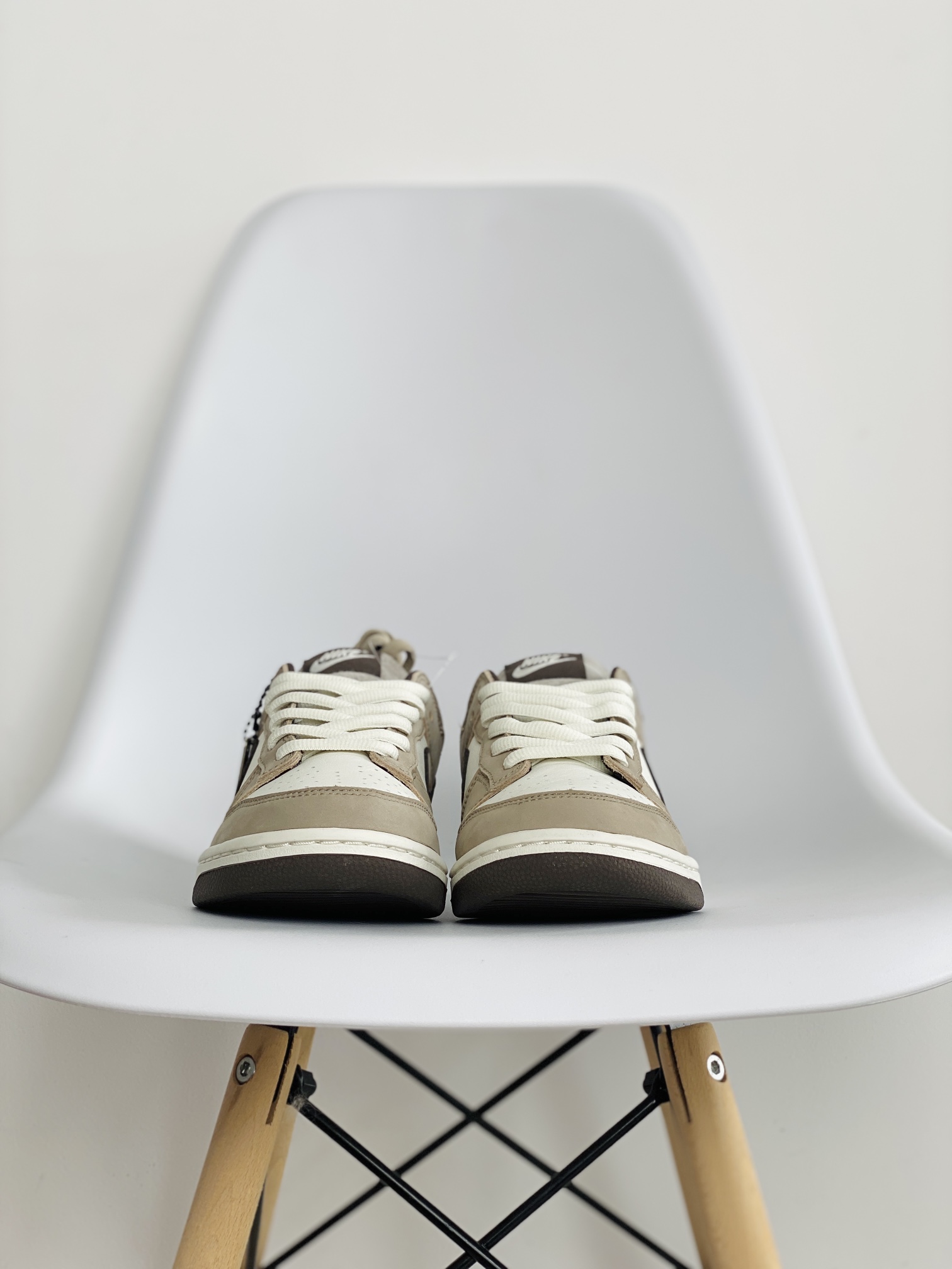 Otomo Katsuhiro Dunk Low "Steamboy OST" 大友克洋 白棕摩卡 低筒 复古板鞋 休闲鞋 男鞋 女鞋  LF0039-002