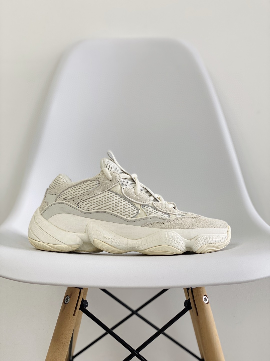 adidas originals Yeezy 500 White 骨白 低筒 休闲鞋 运动鞋 老爹鞋 男鞋 女鞋 FV3573