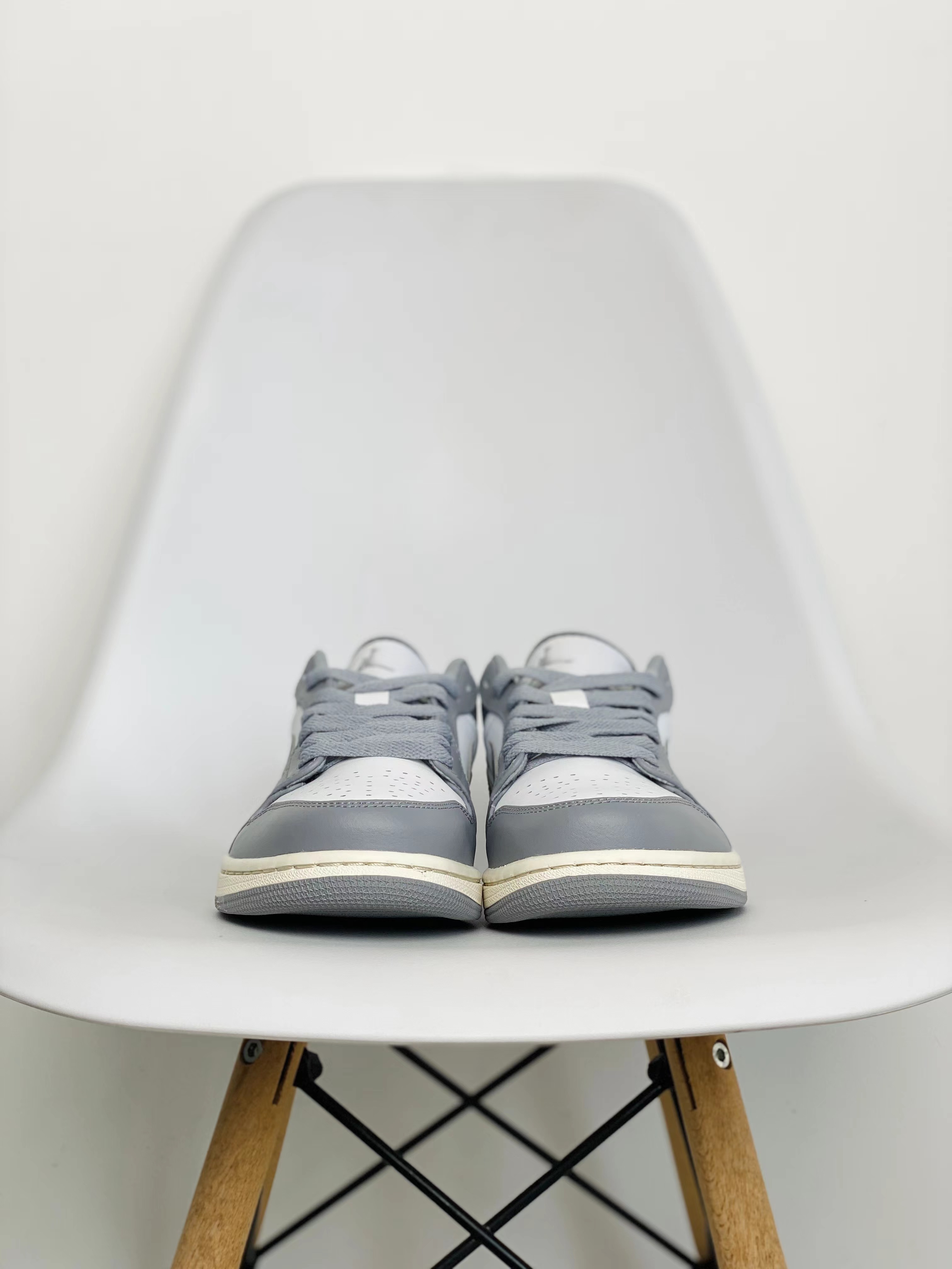Air Jordan 1 Low AJ1 Stealth and White 氧化 灰白 小Dior 低筒  休閒鞋 板鞋 男鞋 女鞋 553558-053