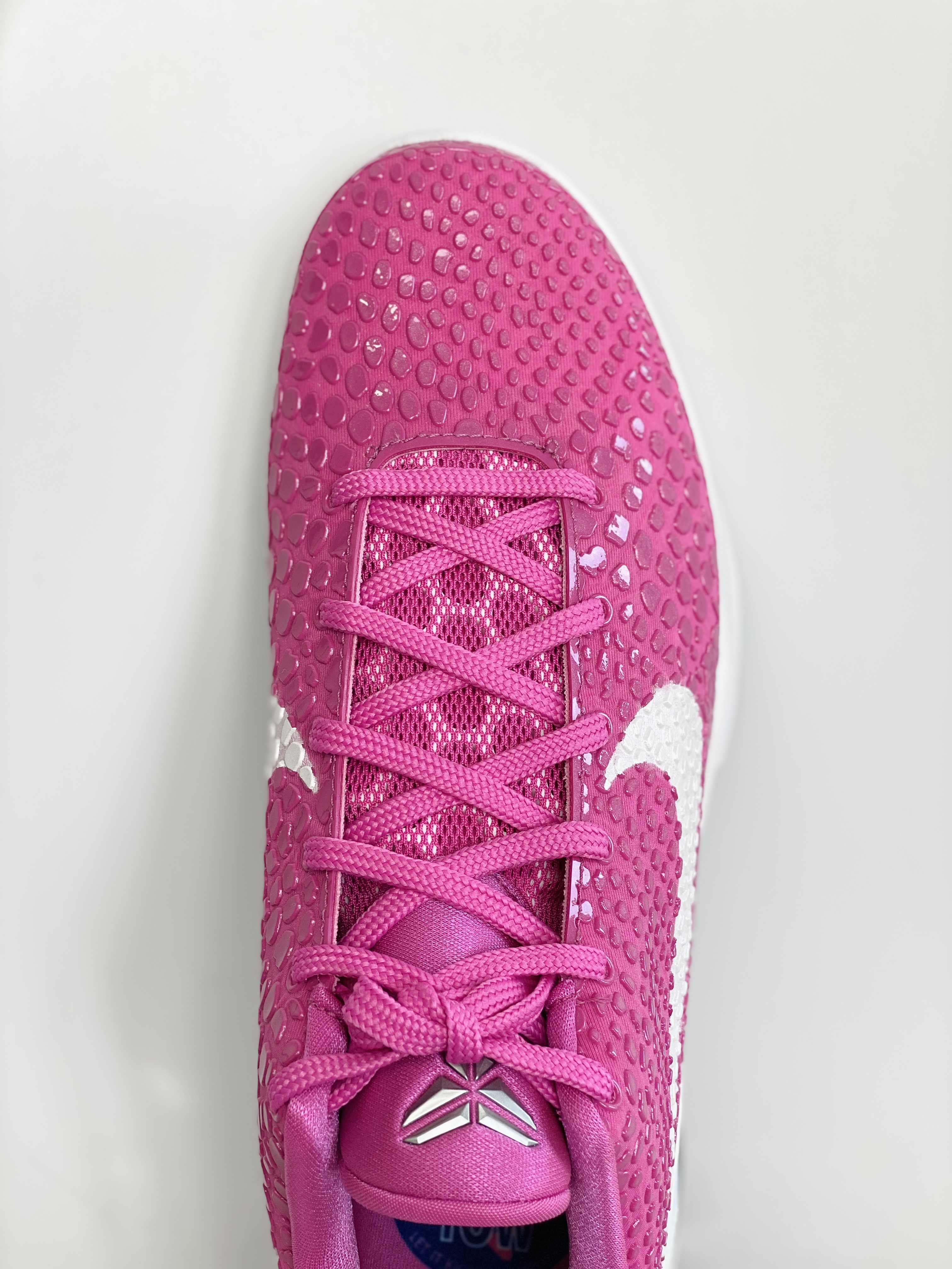 需预定 H12 Kobe6 Think Pink 乳腺癌  球鞋 籃球鞋 實戰鞋 前掌气垫 后掌EVA  真碳板 波鞋 男鞋   DM2825-001