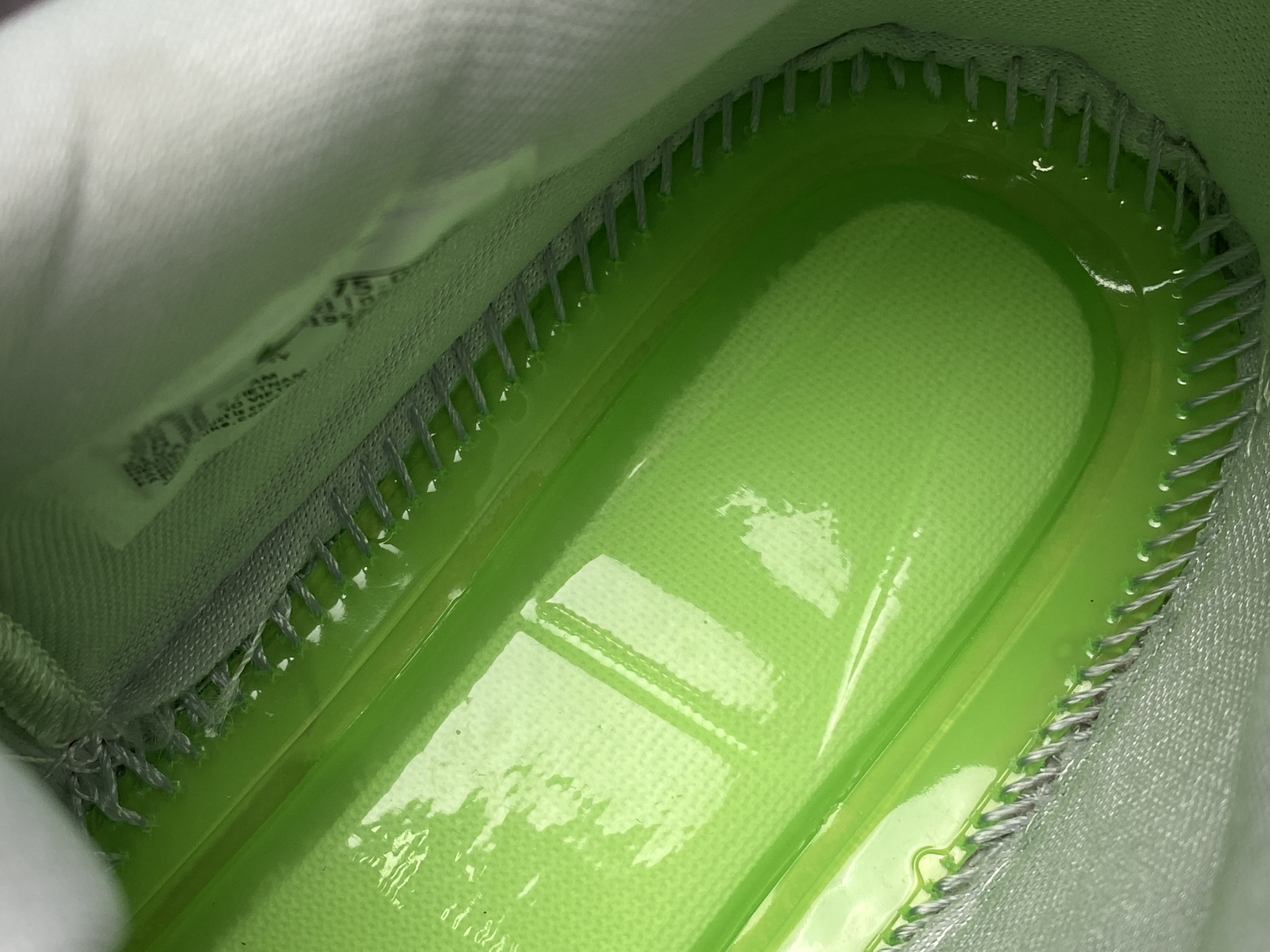 灭世纯原 GT Cut 乳腺癌 低筒 篮球鞋 球鞋 实战鞋 全掌气垫 TPU抗扭 男鞋 CZ0175-008