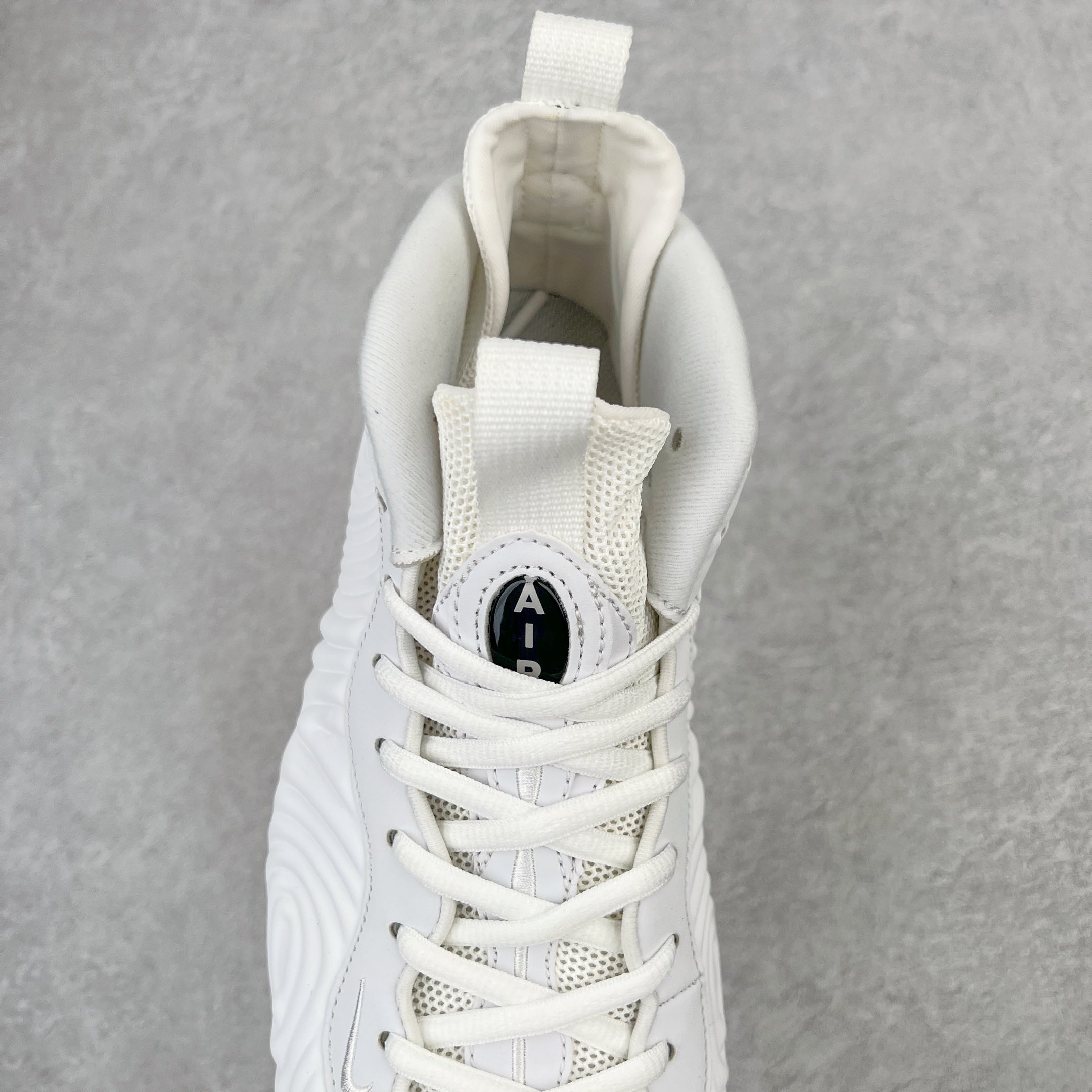 Comme des Garcons NIKE Air Foamposite One SP 白色 蚊香喷 喷泡 篮球鞋 男鞋 碳板 DJ7952-100