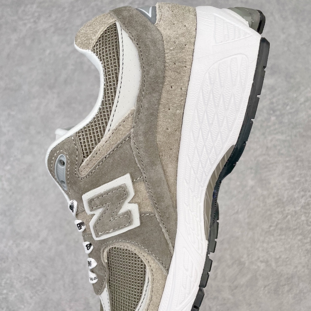Invincible N.Hoolywood New Balance 2002R 灰色  低筒 跑步鞋 运动鞋 休闲鞋 男鞋 女鞋 ML2002RV