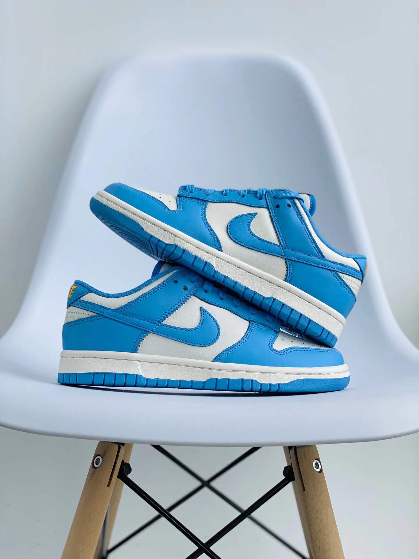 dunk Low Coast 北卡蓝 黄色刺绣 低筒 复古板鞋 休闲鞋 男鞋 女鞋 DD1503-100