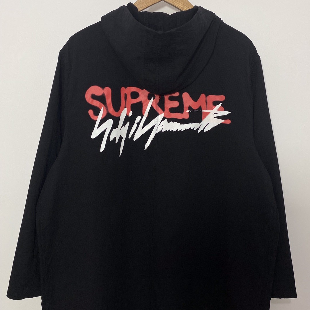 [Copy]Supreme FW20 Week 4Supreme Yohji Yamamoto 山本耀司联名款背后双 Logo 黑色 连帽长款风衣 夹克 外套 男女同款 SUP-FW20-103
