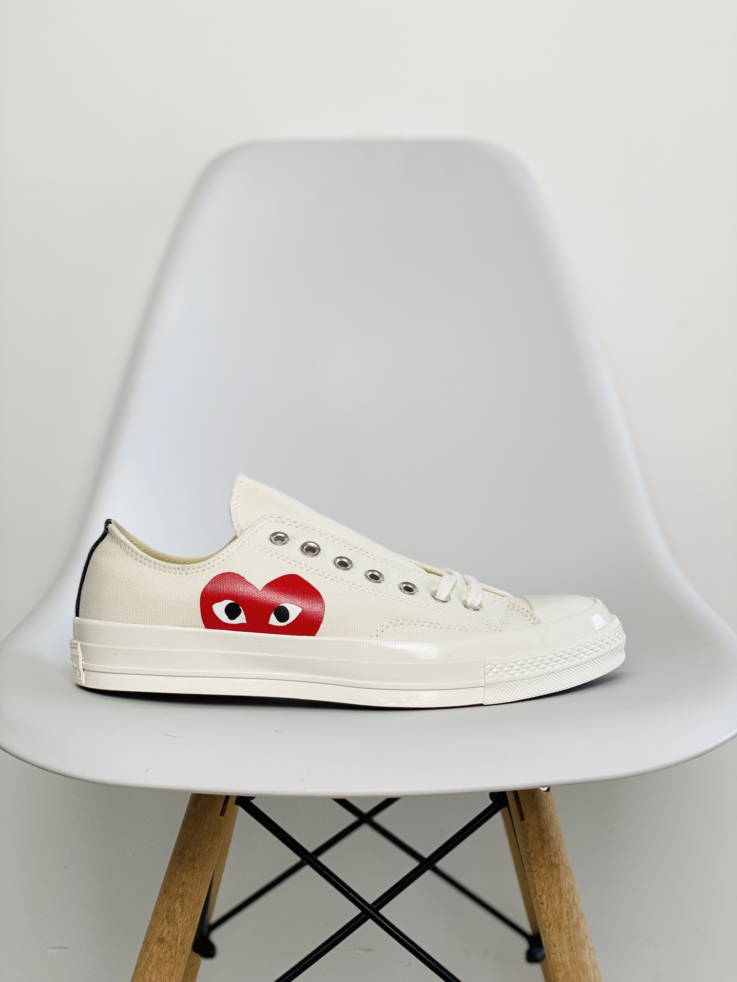 CDG Converse Chuck Taylor All Star 1970S 白色 川久保玲 爱心联名款  低筒 帆布鞋 板鞋 休闲鞋  男鞋 女鞋 150207C