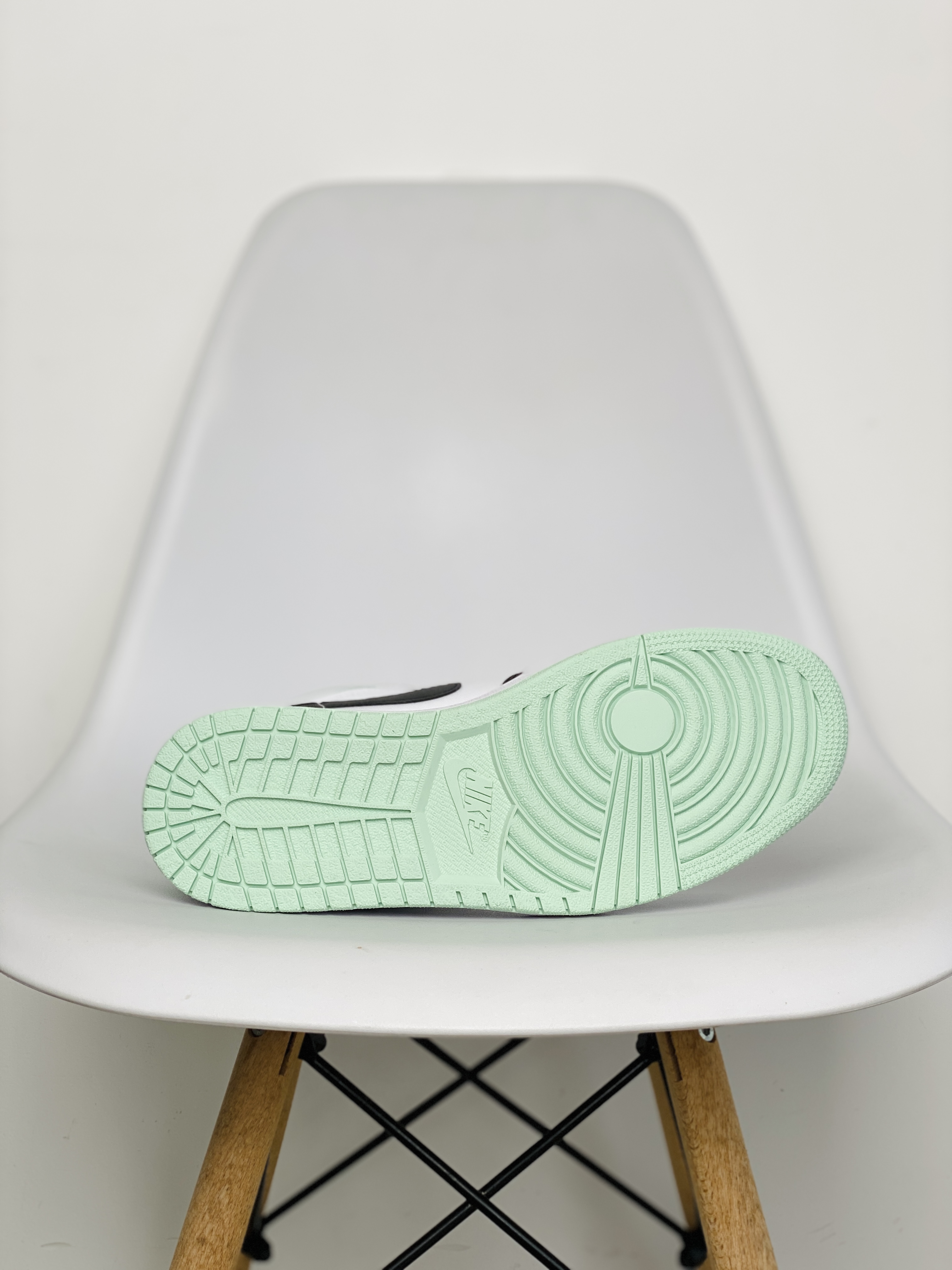 Air Jordan 1 Low AJ1 Supermova 白黑绿 小蒂芙尼 低筒 板鞋 休闲鞋 男鞋 DM1199-100 