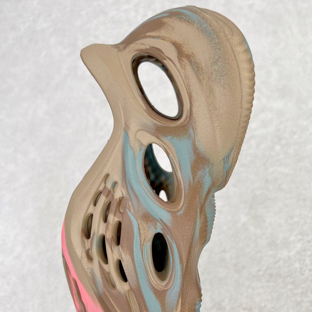 adidas originals Yeezy Foam Runner MX Sand Grey 蓝褐粉 低筒 洞洞鞋 休闲鞋 拖鞋 童鞋 GY3970