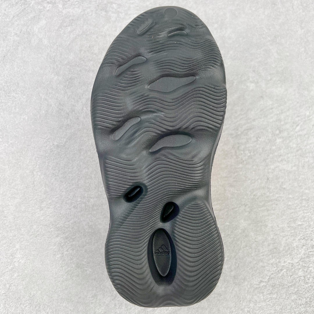 adidas originals Yeezy Foam Runner Onyx 黑色玛瑙 黑武士 低筒 洞洞鞋 休闲鞋 拖鞋 童鞋 HP5347