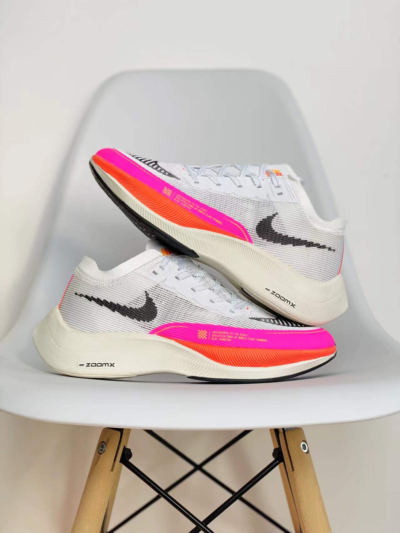 zoomX Vaporfly Next% 2 白粉 低筒 减震防滑 运动鞋 跑步鞋 男鞋 女鞋 DJ5457-100