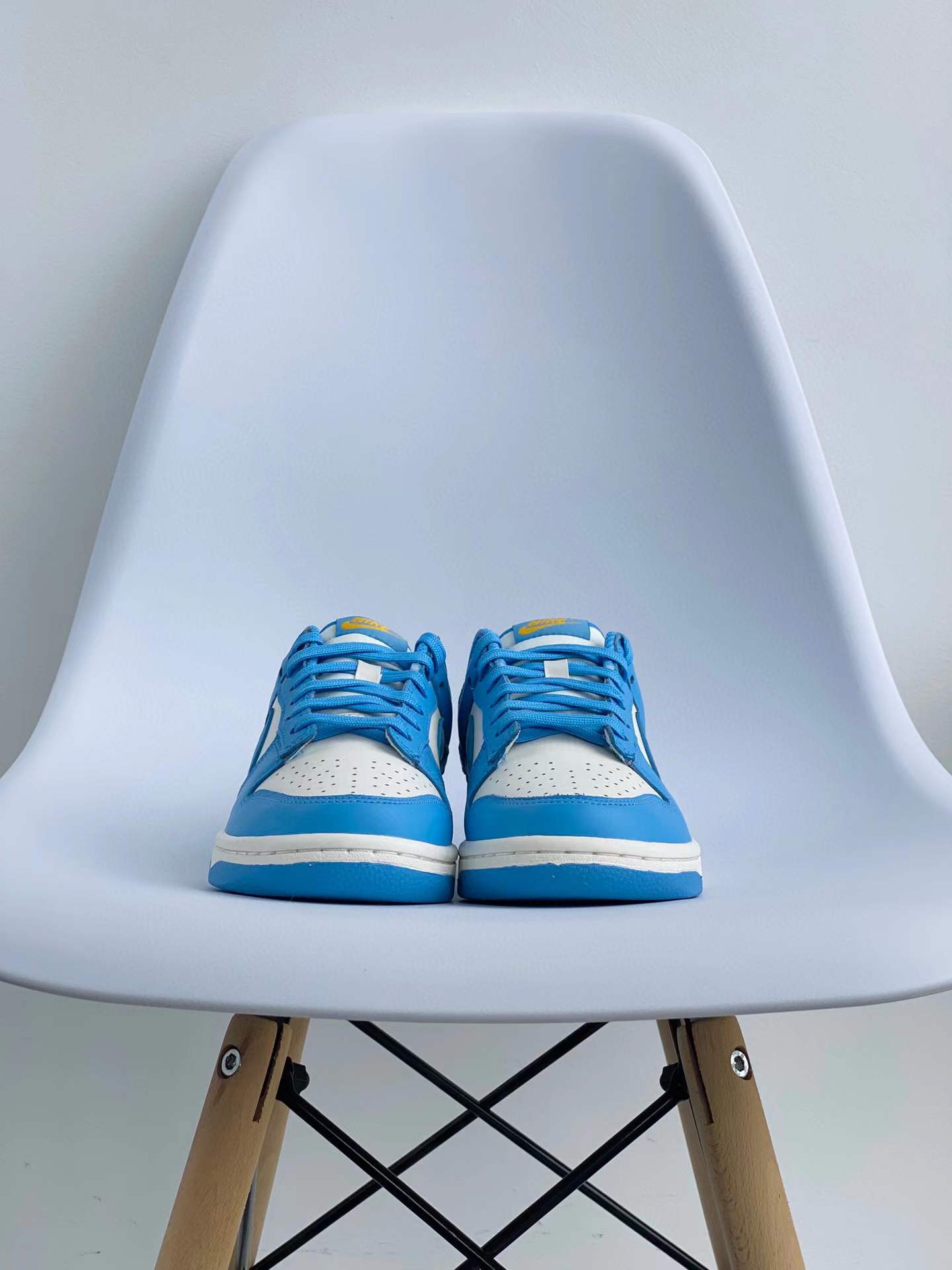 dunk Low Coast 北卡蓝 黄色刺绣 低筒 复古板鞋 休闲鞋 男鞋 女鞋 DD1503-100