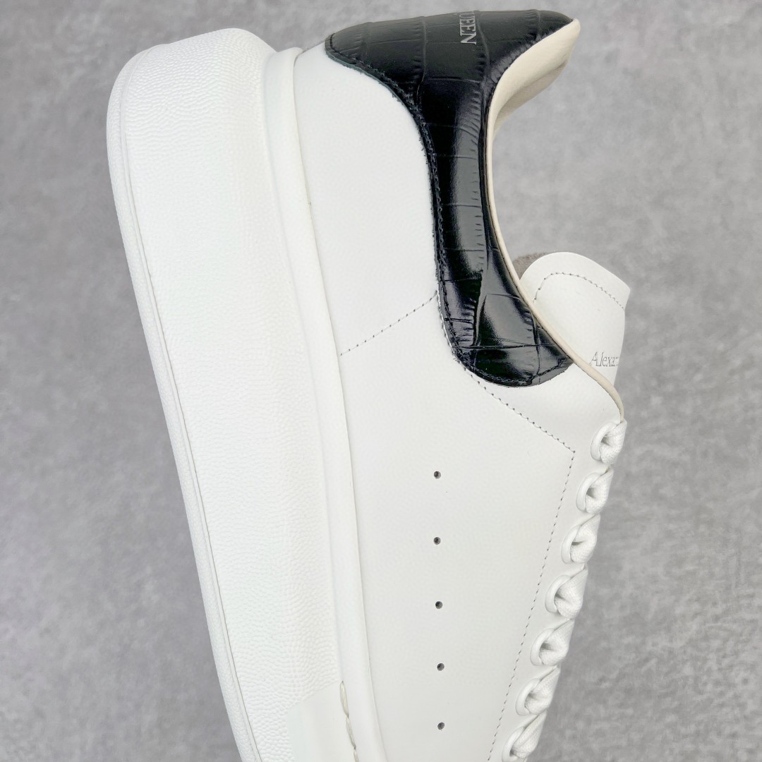 Alexander McQueen 麦昆 黑白 漆皮 低筒 板鞋 休闲鞋 厚底鞋 增高鞋 男鞋 女鞋 625162WHYB89061