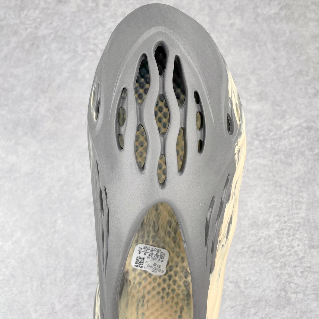adidas originals Yeezy Foam Runner MXT Moon Grey 灰黄 运动凉鞋 洞洞鞋 拖鞋 室内室外拖 男鞋 女鞋  GV7904